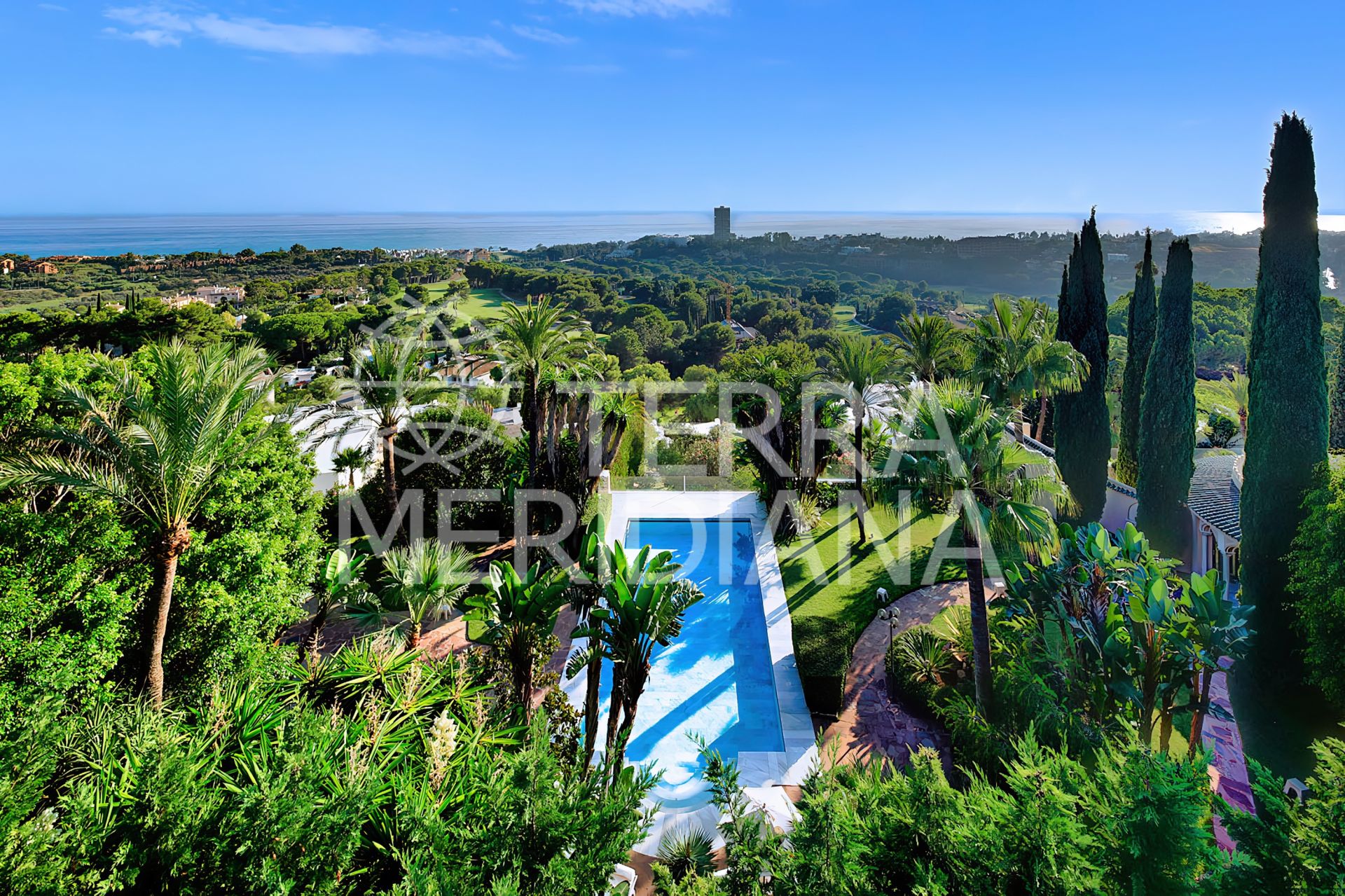 Villa in Rio Real Golf, Marbella
