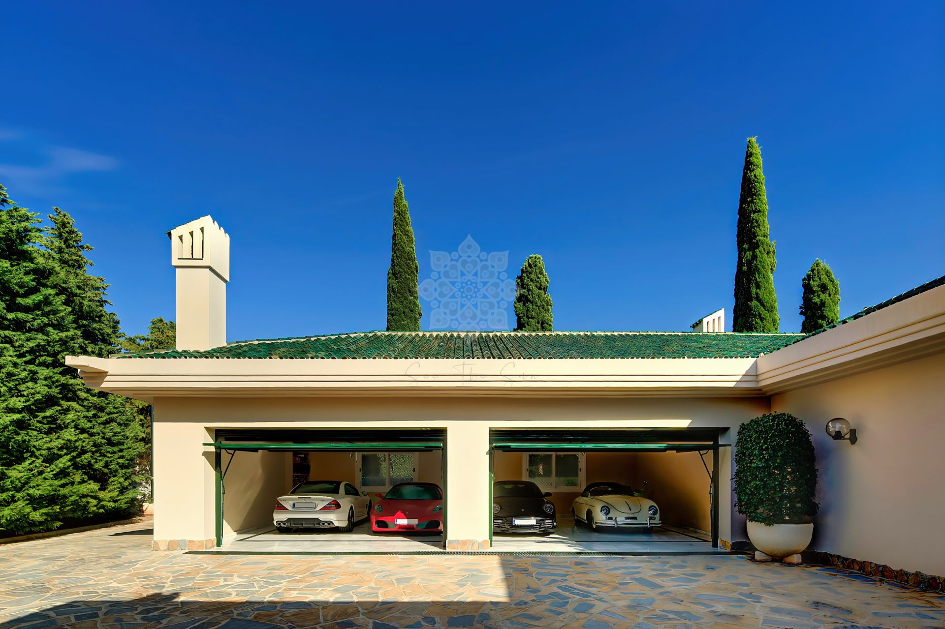 Villa en Rio Real Golf, Marbella
