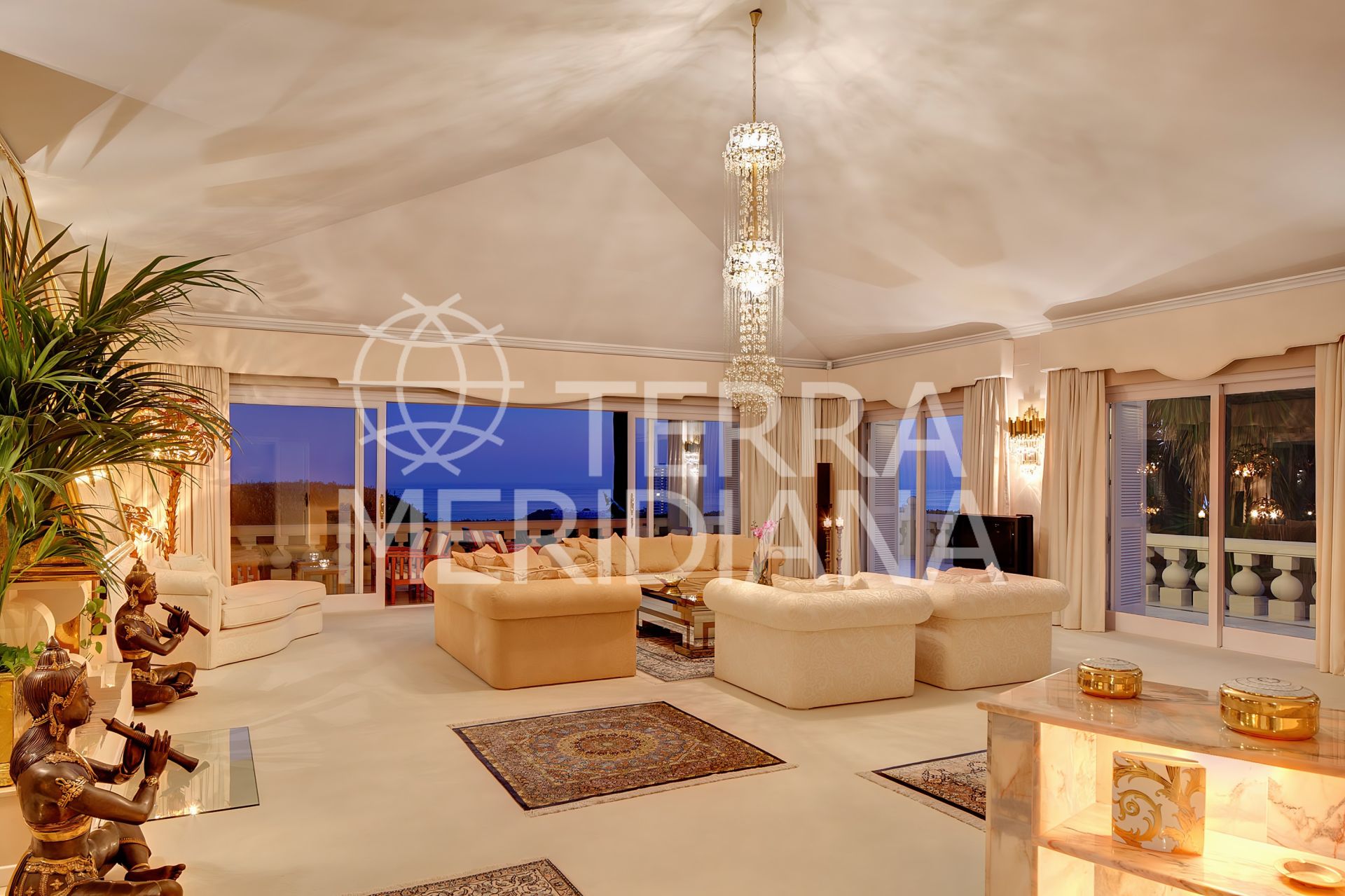 Villa in Rio Real Golf, Marbella