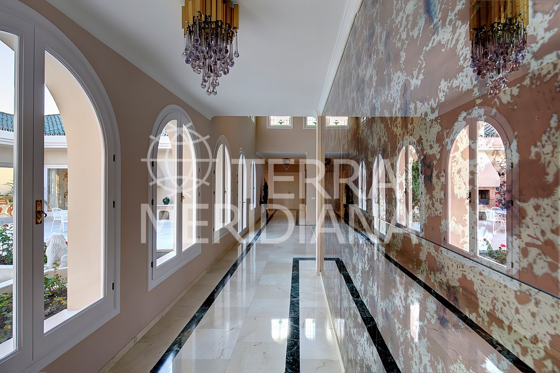 Villa in Rio Real Golf, Marbella