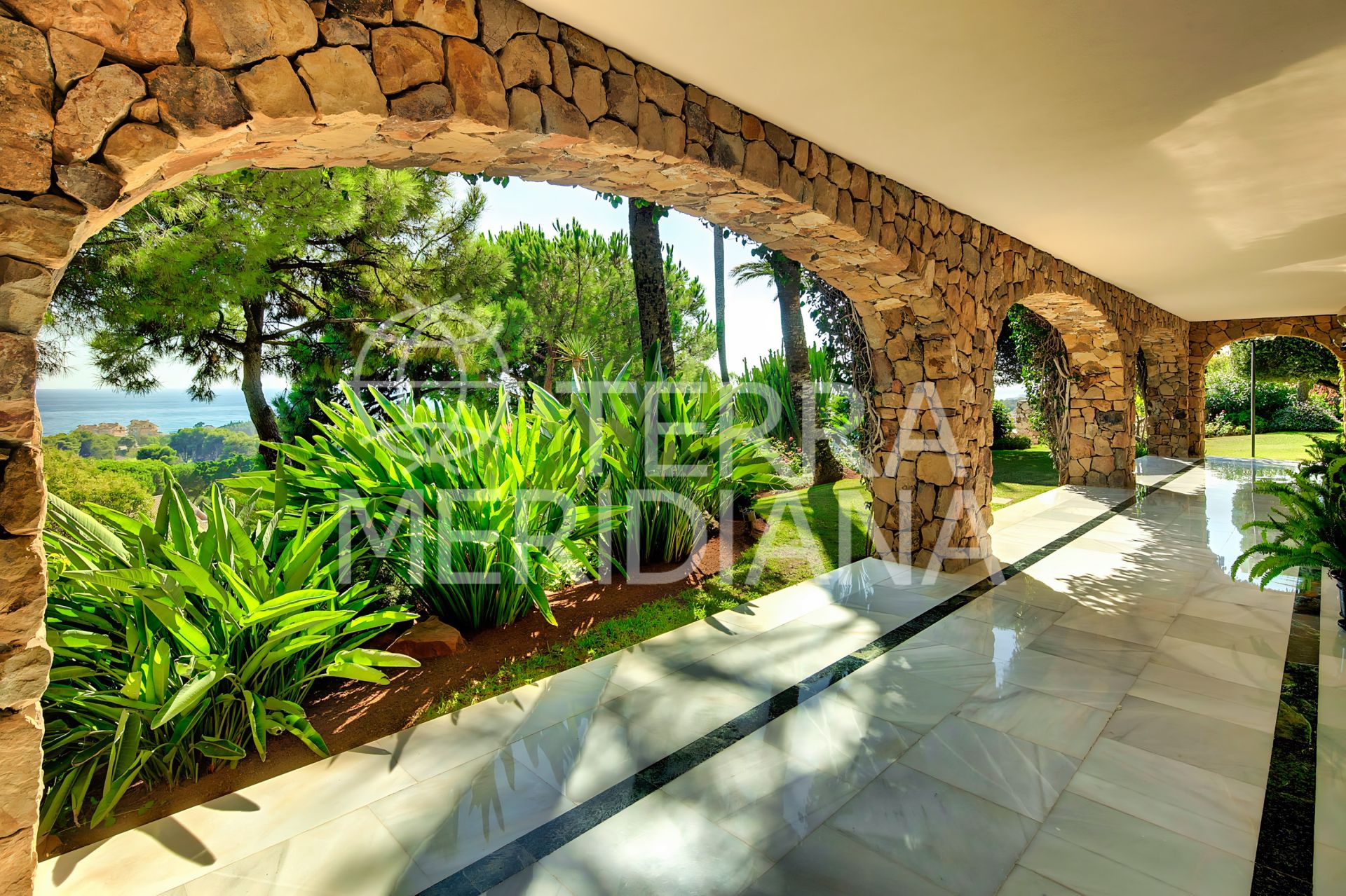 Villa in Rio Real Golf, Marbella