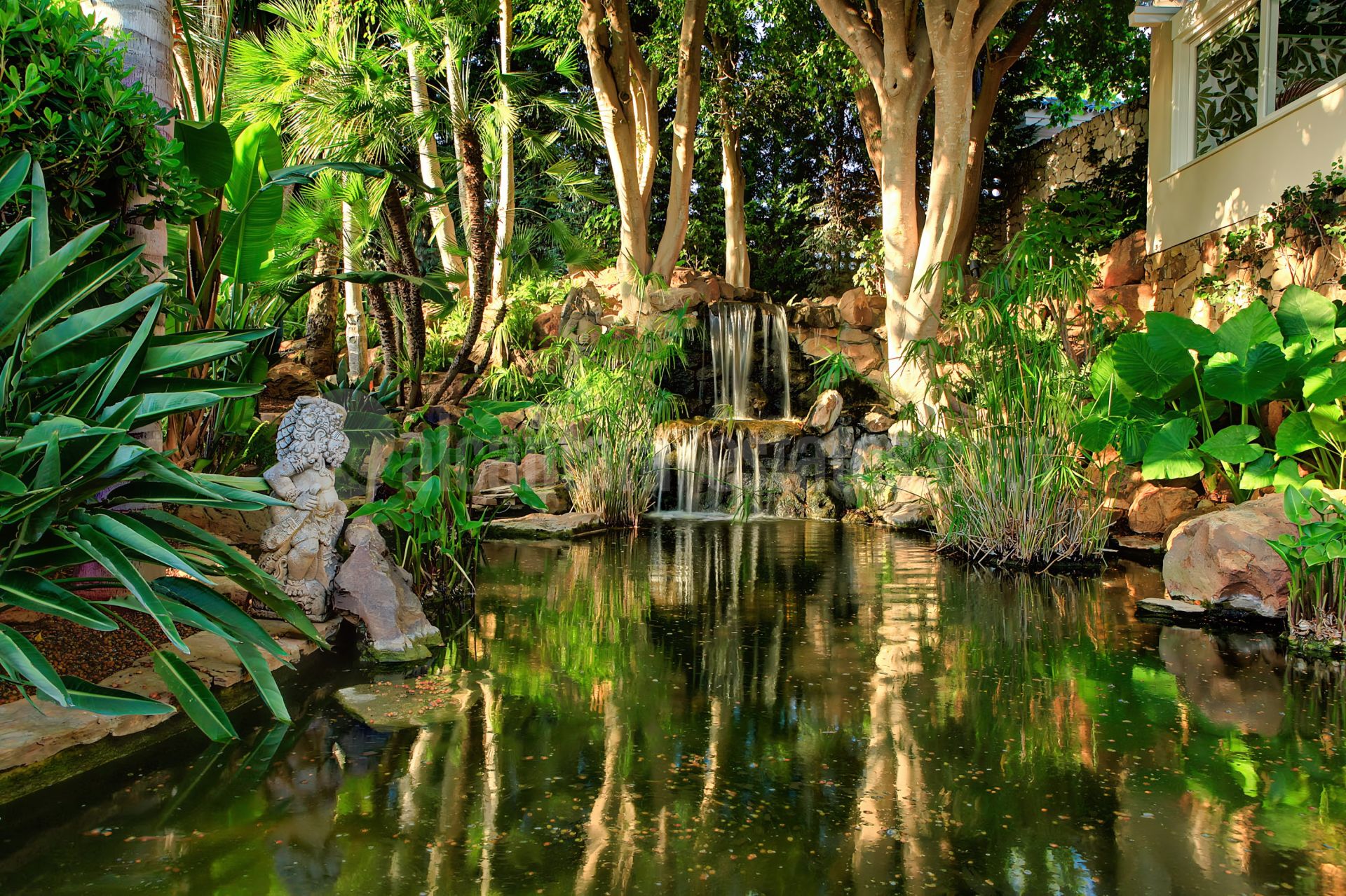 Villa in Rio Real Golf, Marbella