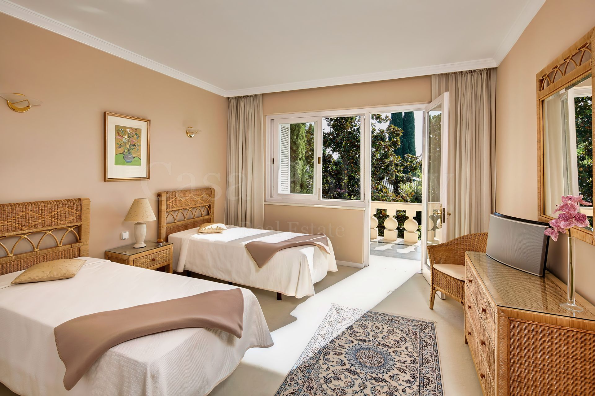 Villa en Rio Real Golf, Marbella