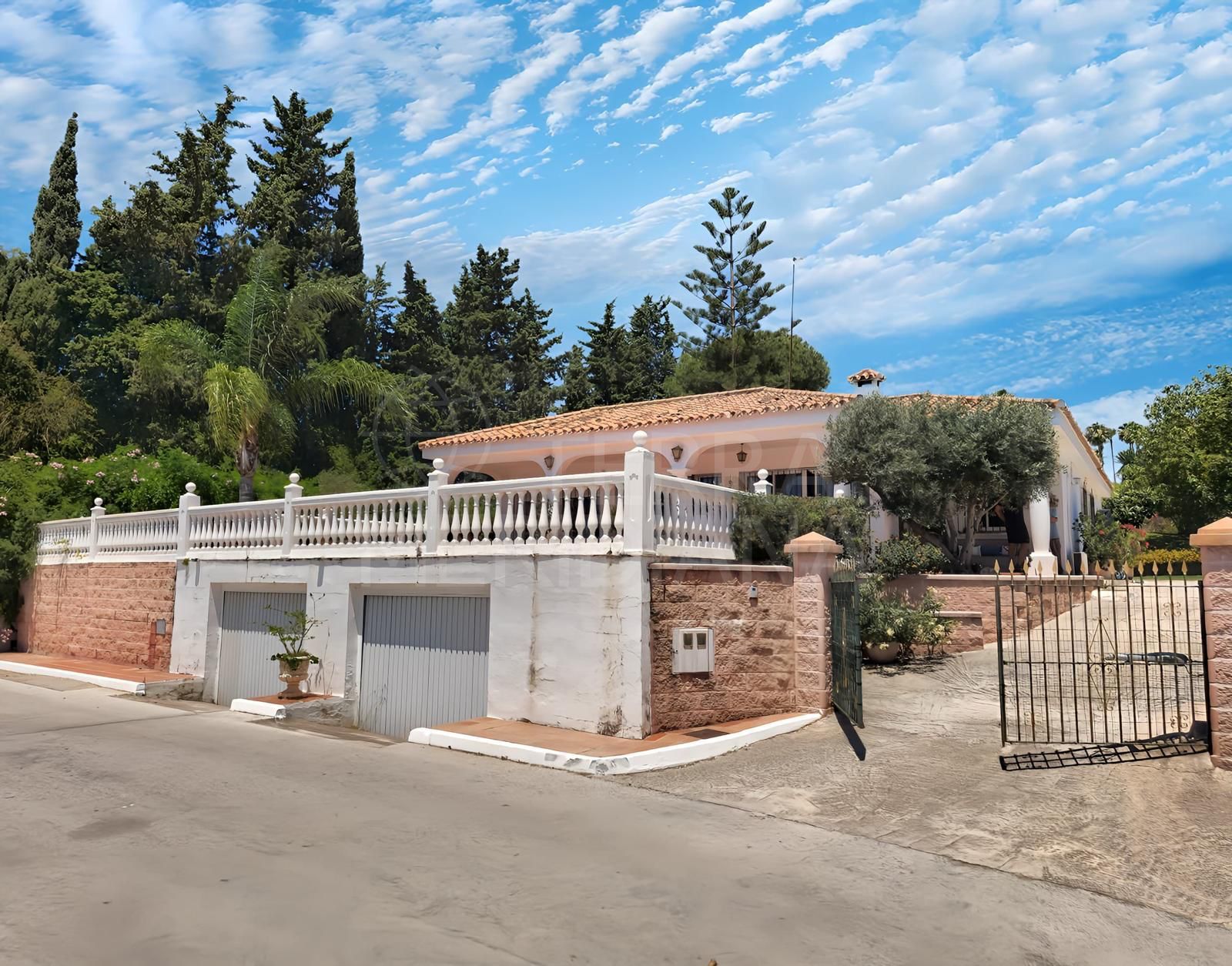 Villa in Paraiso Barronal, Estepona