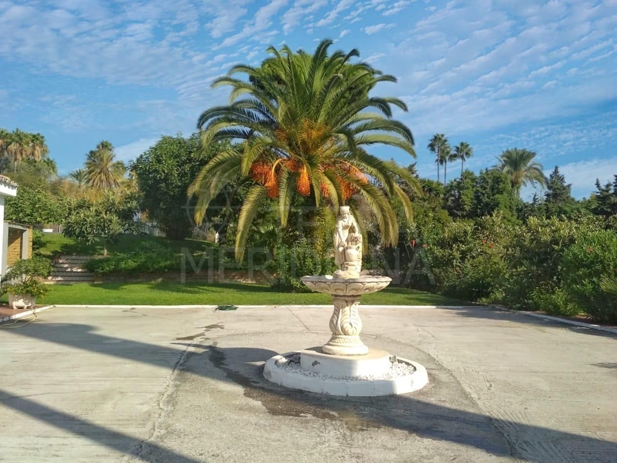 Villa in Paraiso Barronal, Estepona