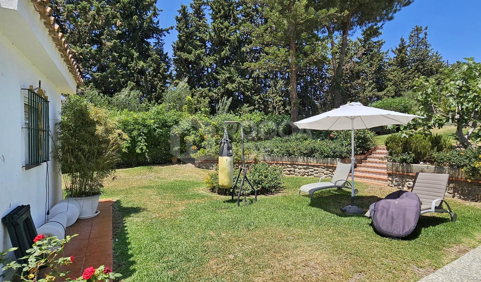 Villa for sale in Paraiso Barronal, Estepona East