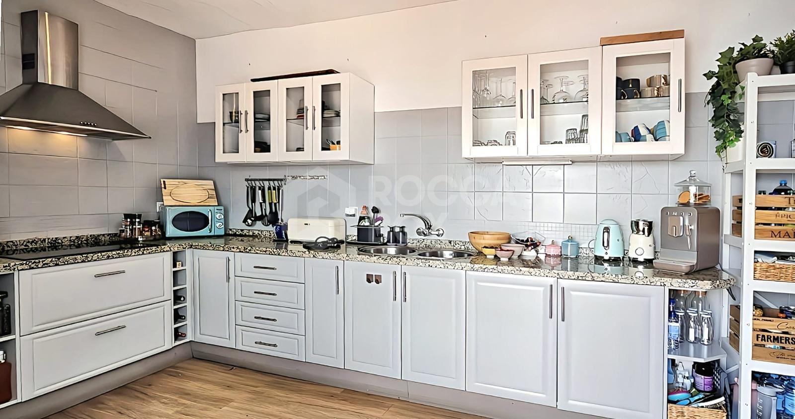 Villa for sale in Paraiso Barronal, Estepona East