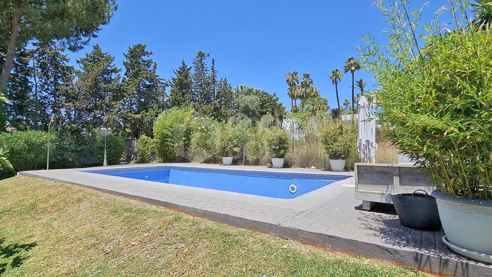 Villa for sale in Paraiso Barronal, Estepona East