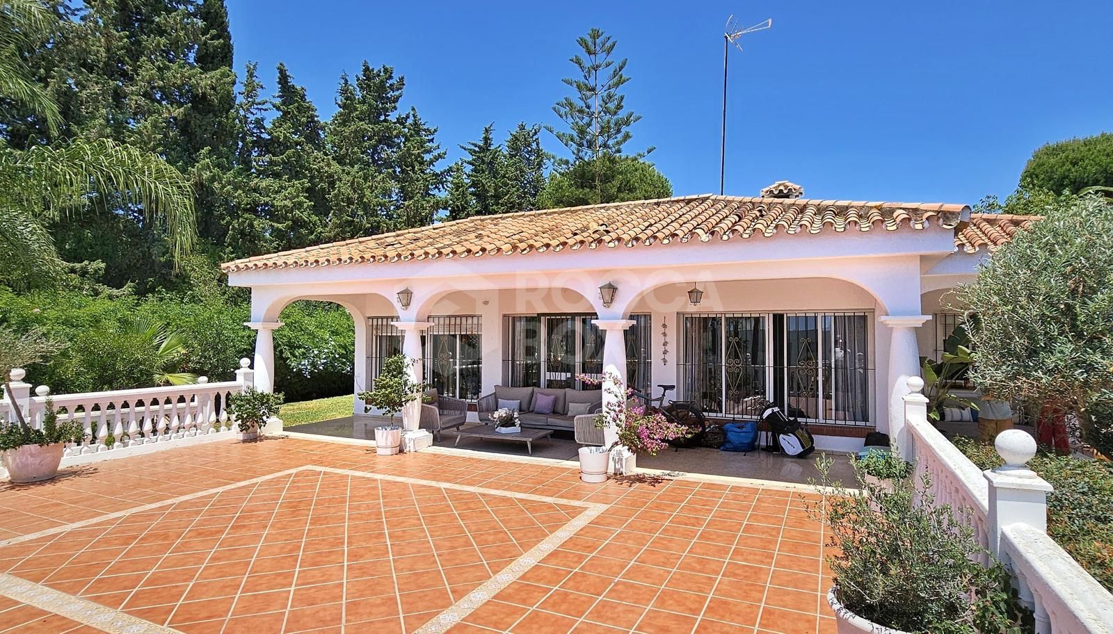 Villa for sale in Paraiso Barronal, Estepona East