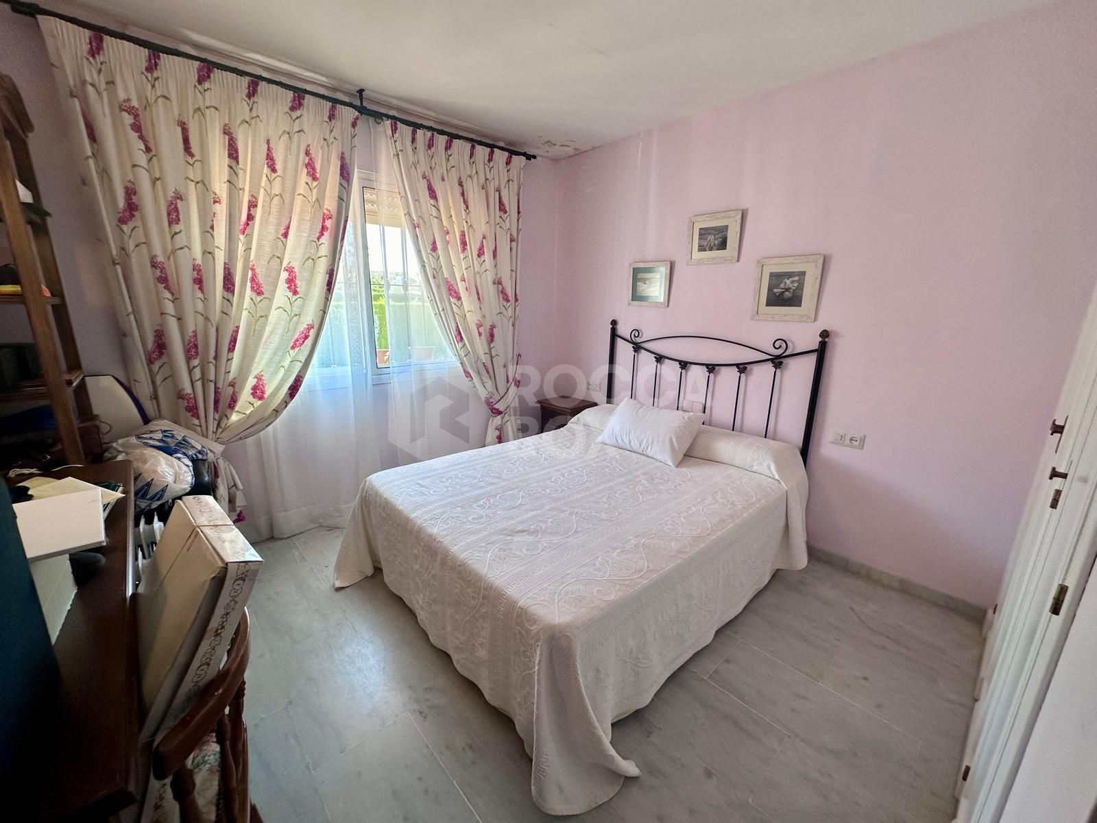 Town House for sale in Monte Biarritz, Estepona East