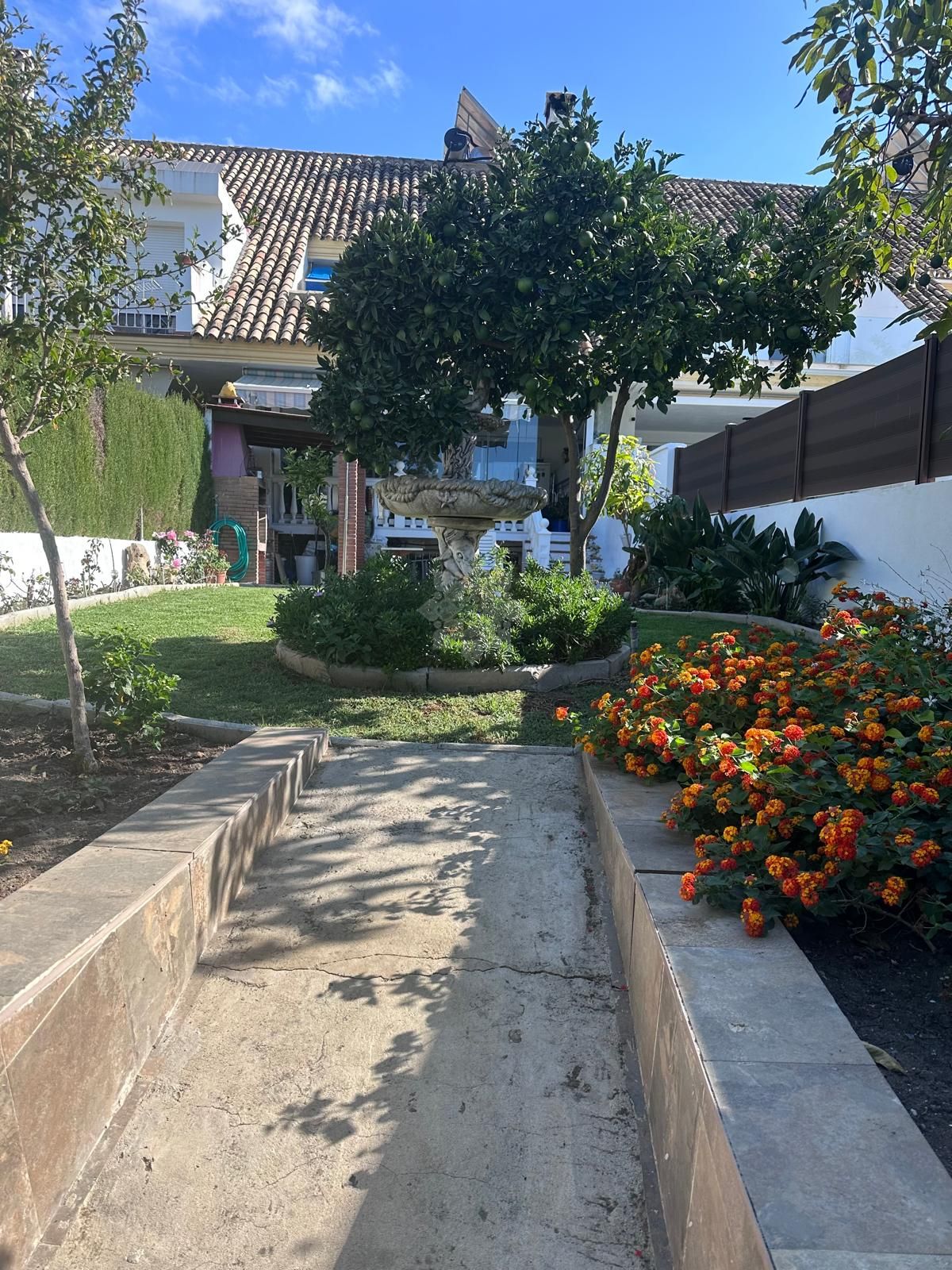 Town House in Monte Biarritz, Estepona