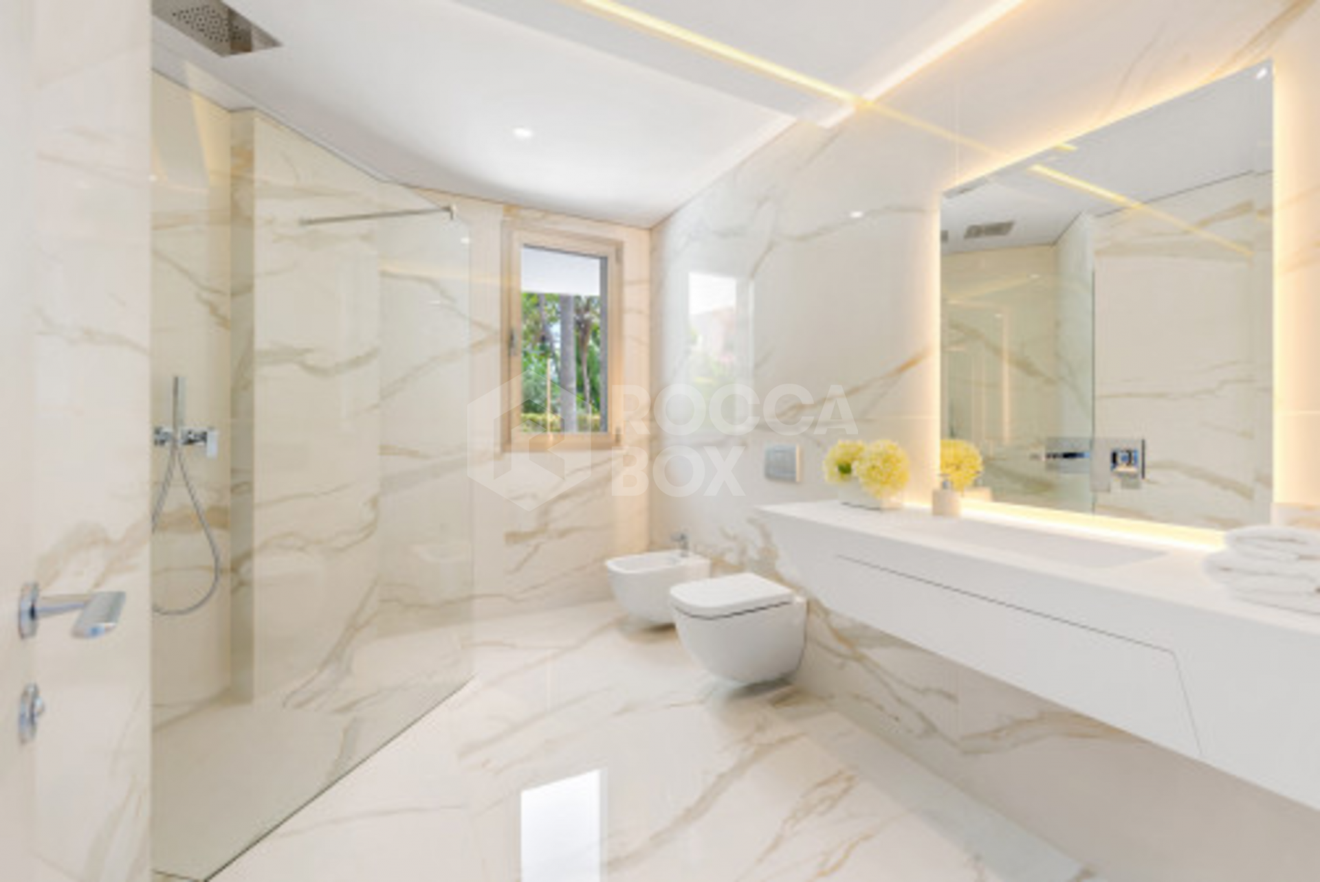 Villa for sale in Los Monteros Playa, Marbella East