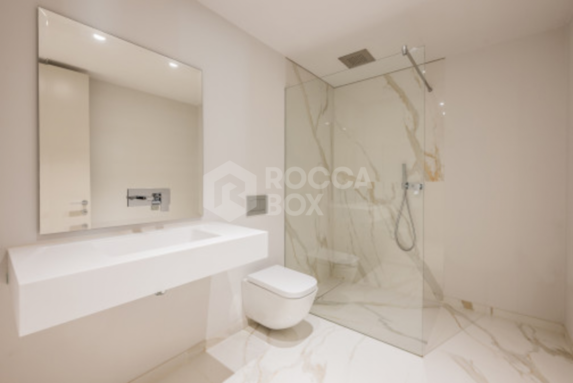 Villa for sale in Los Monteros Playa, Marbella East