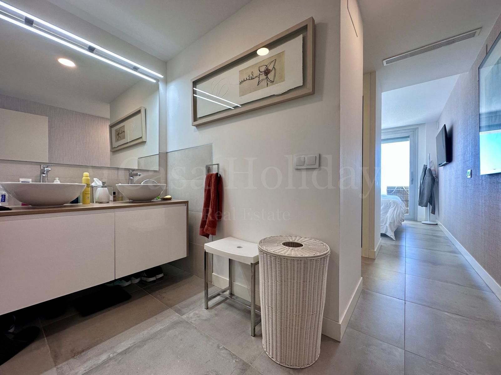 Apartment in El Higueron, Fuengirola