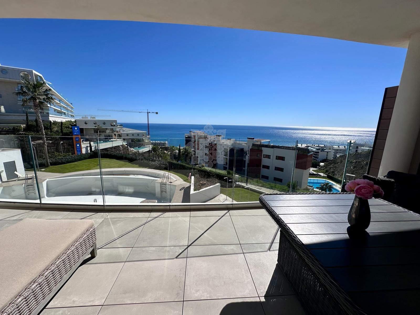 Apartment in El Higueron, Fuengirola