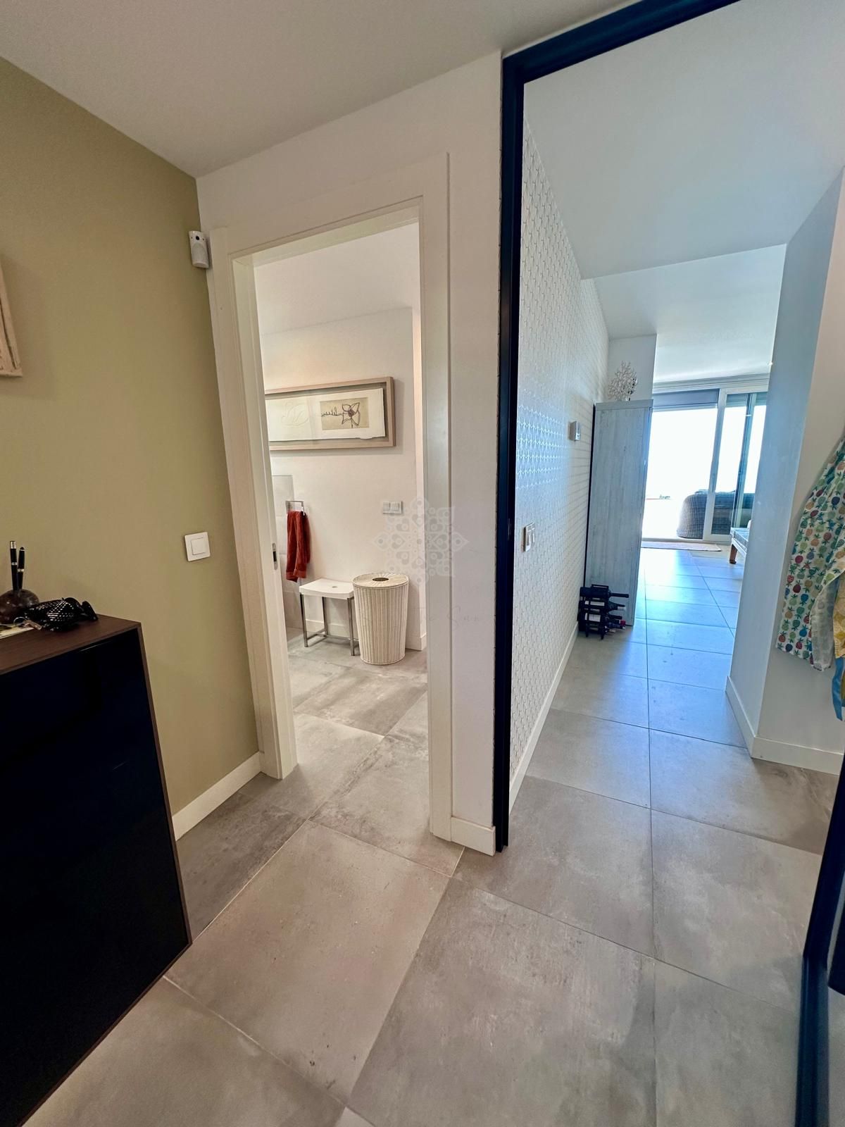 Apartment in El Higueron, Fuengirola