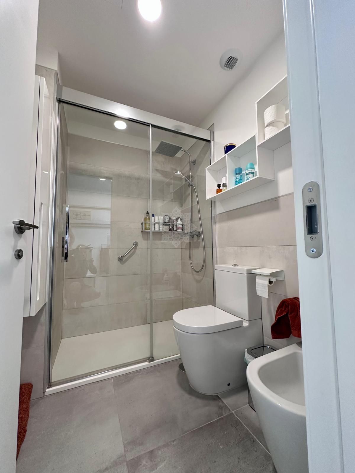 Apartment in El Higueron, Fuengirola