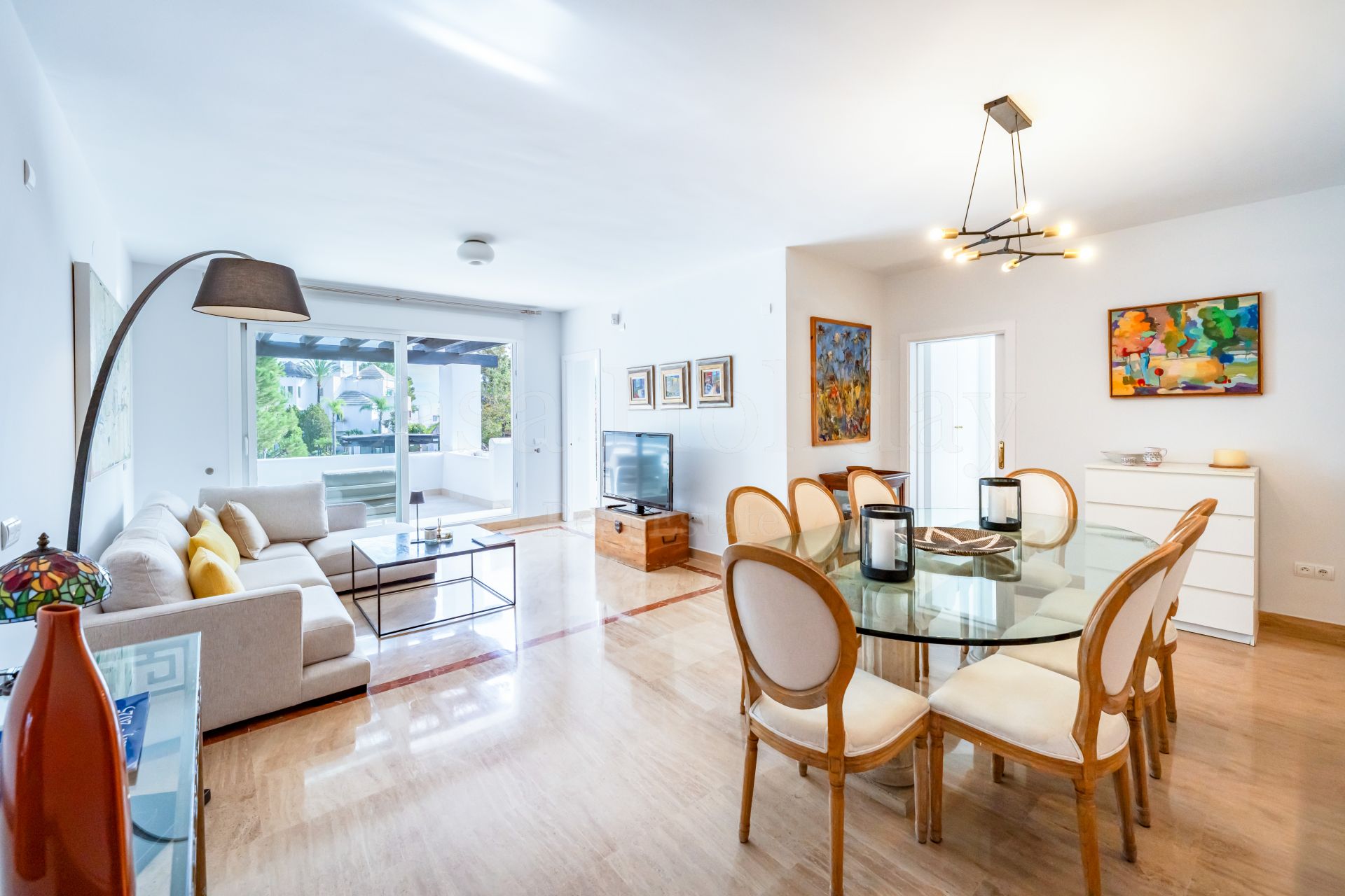 Apartamento en Rio Real, Marbella