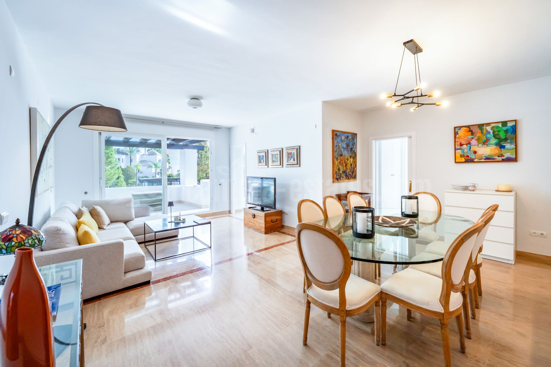 Apartamento en Rio Real, Marbella