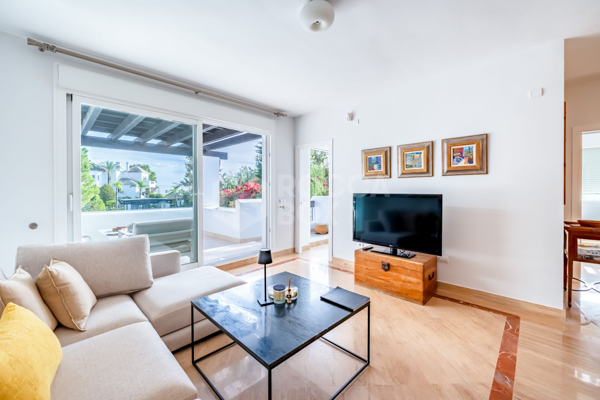 Apartment for sale in Rio Real, Marbella East