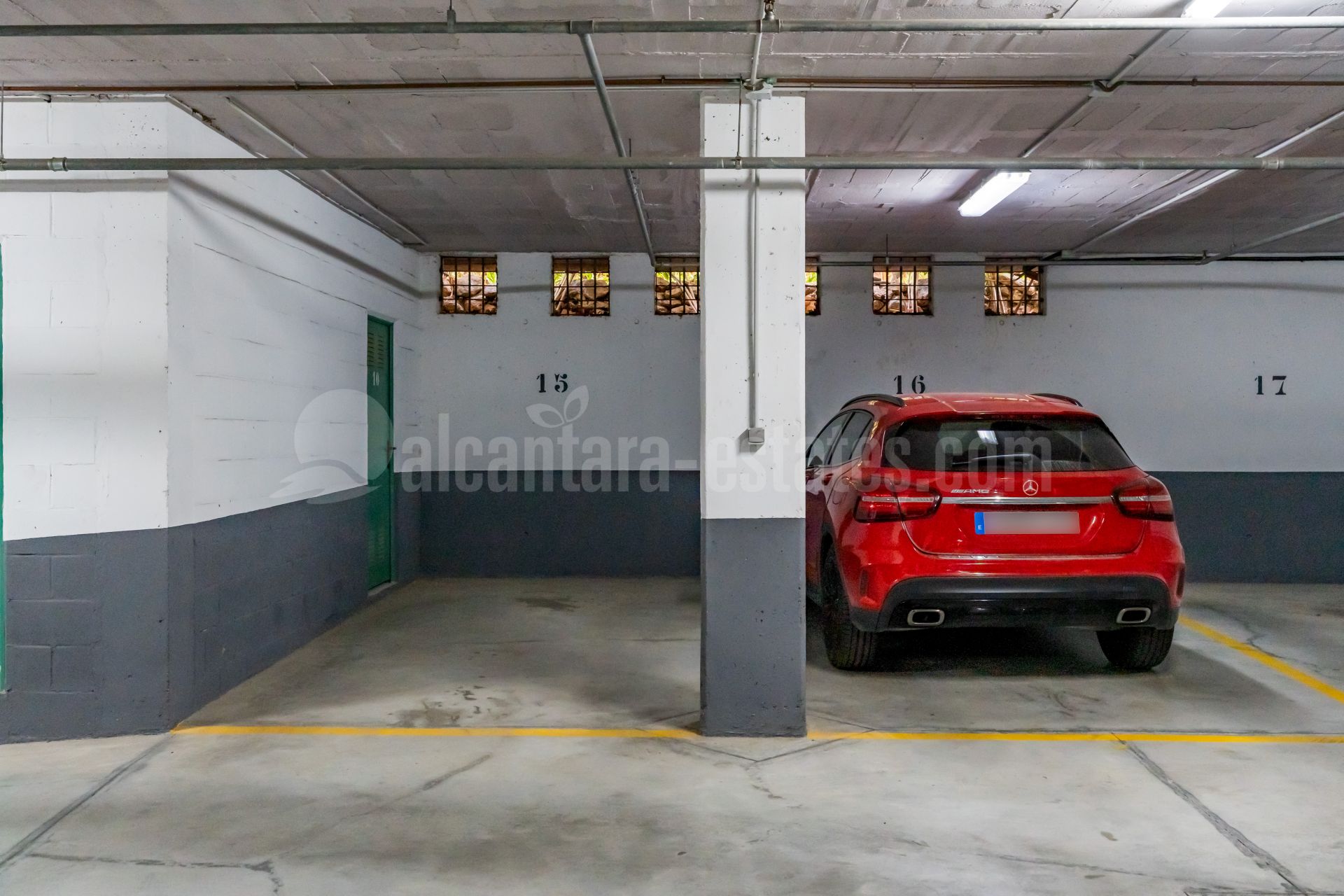 Apartamento en Rio Real, Marbella