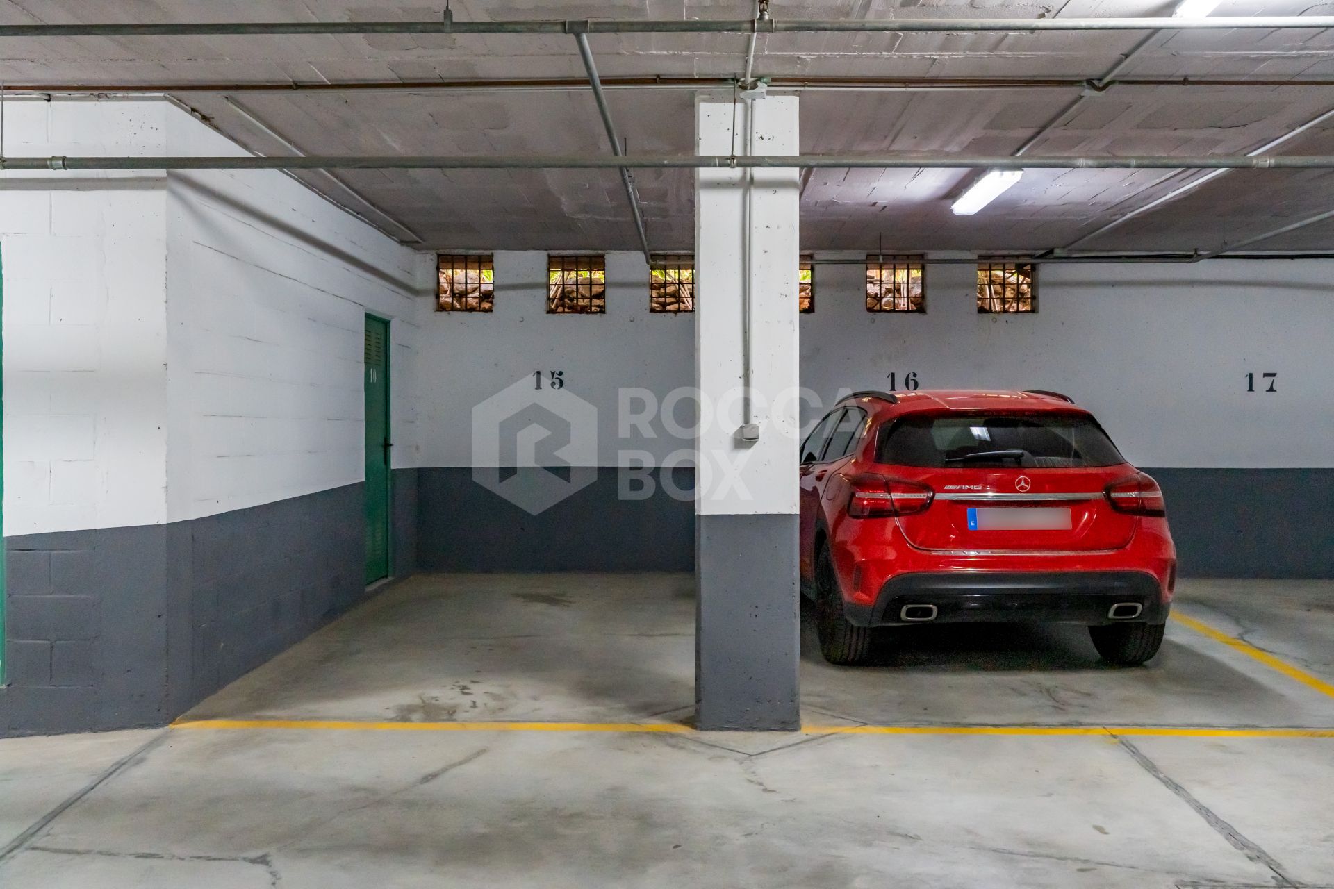 Apartment for sale in Rio Real, Marbella East