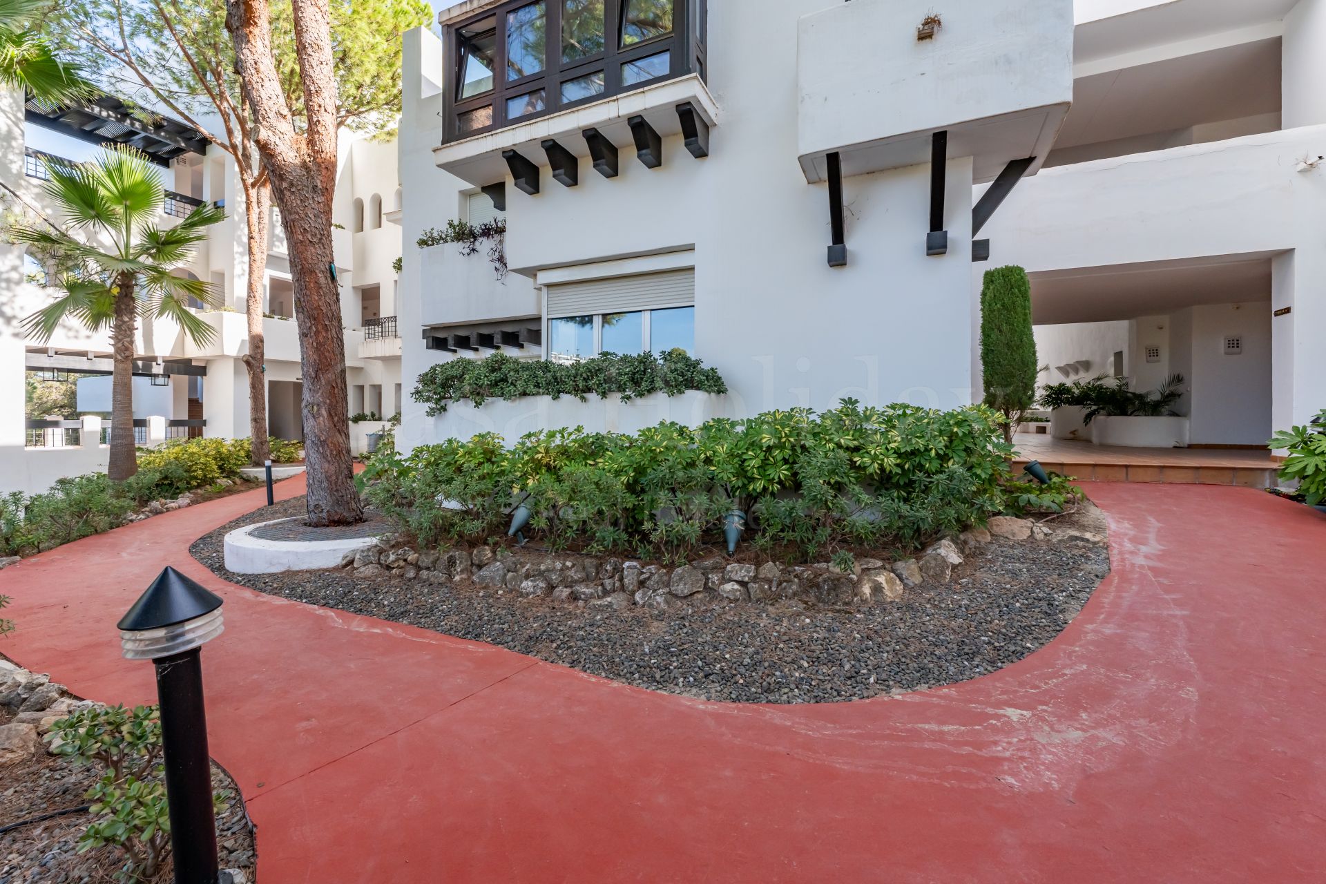 Apartamento en Rio Real, Marbella