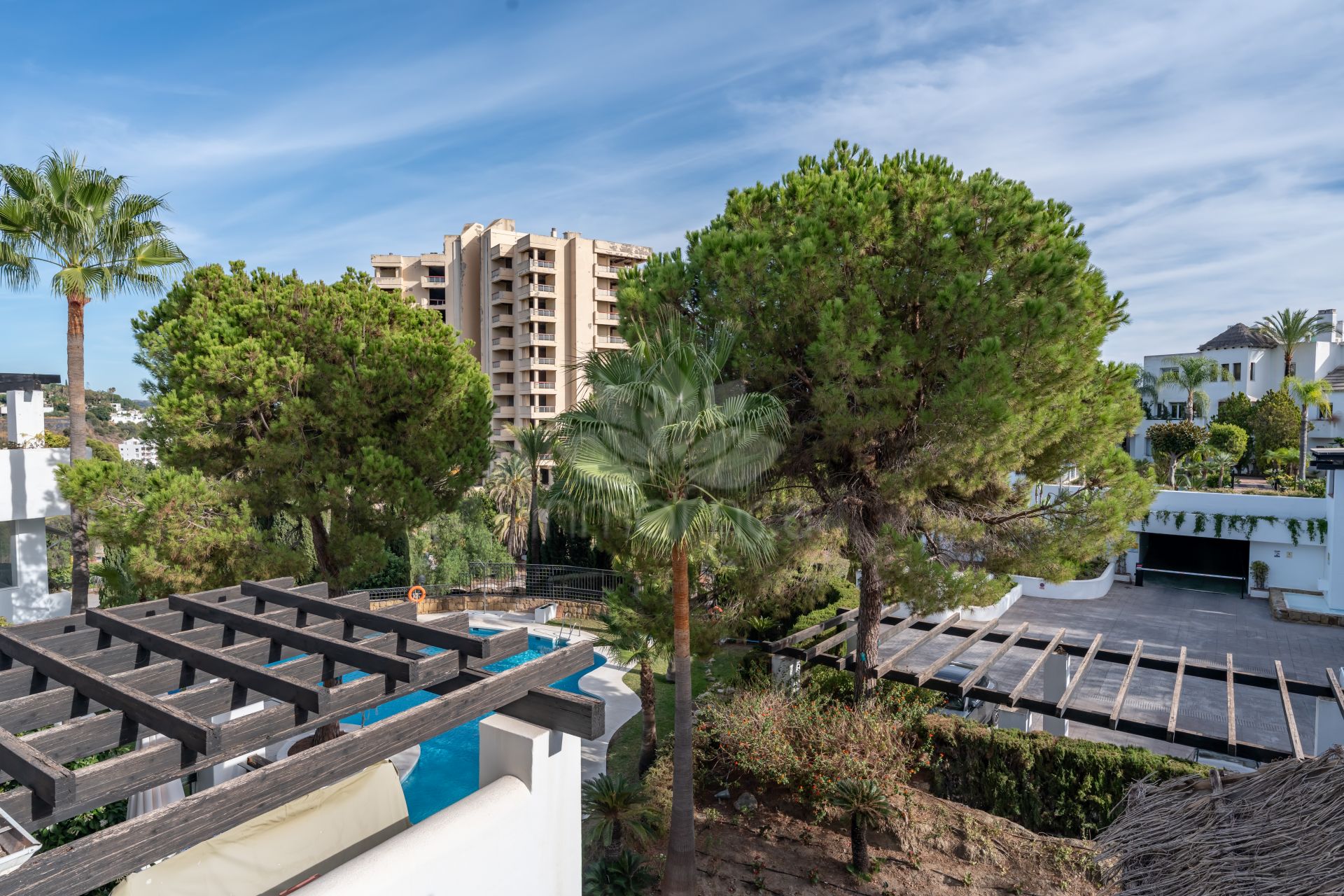 Apartamento en Rio Real, Marbella