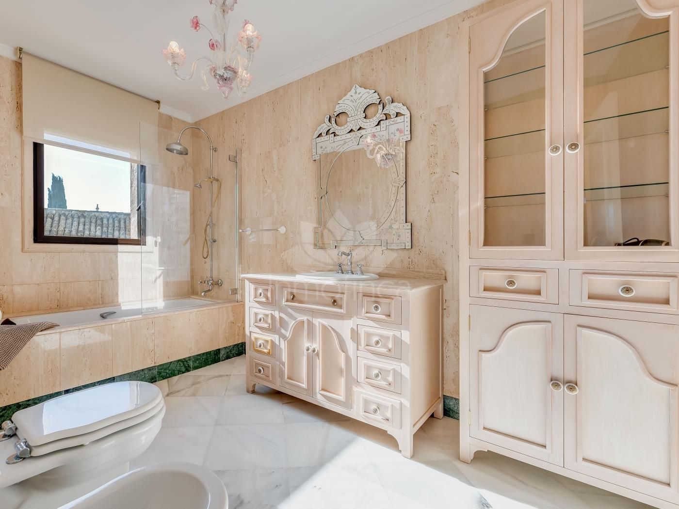 Villa in Rio Real, Marbella