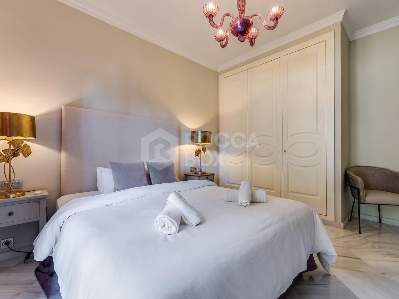 Exclusive villa for rent in Río Real, Marbella, with panoramic sea and valley views