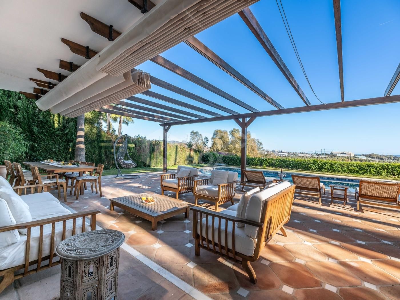 Exclusive villa for rent in Río Real, Marbella, with panoramic sea and valley views