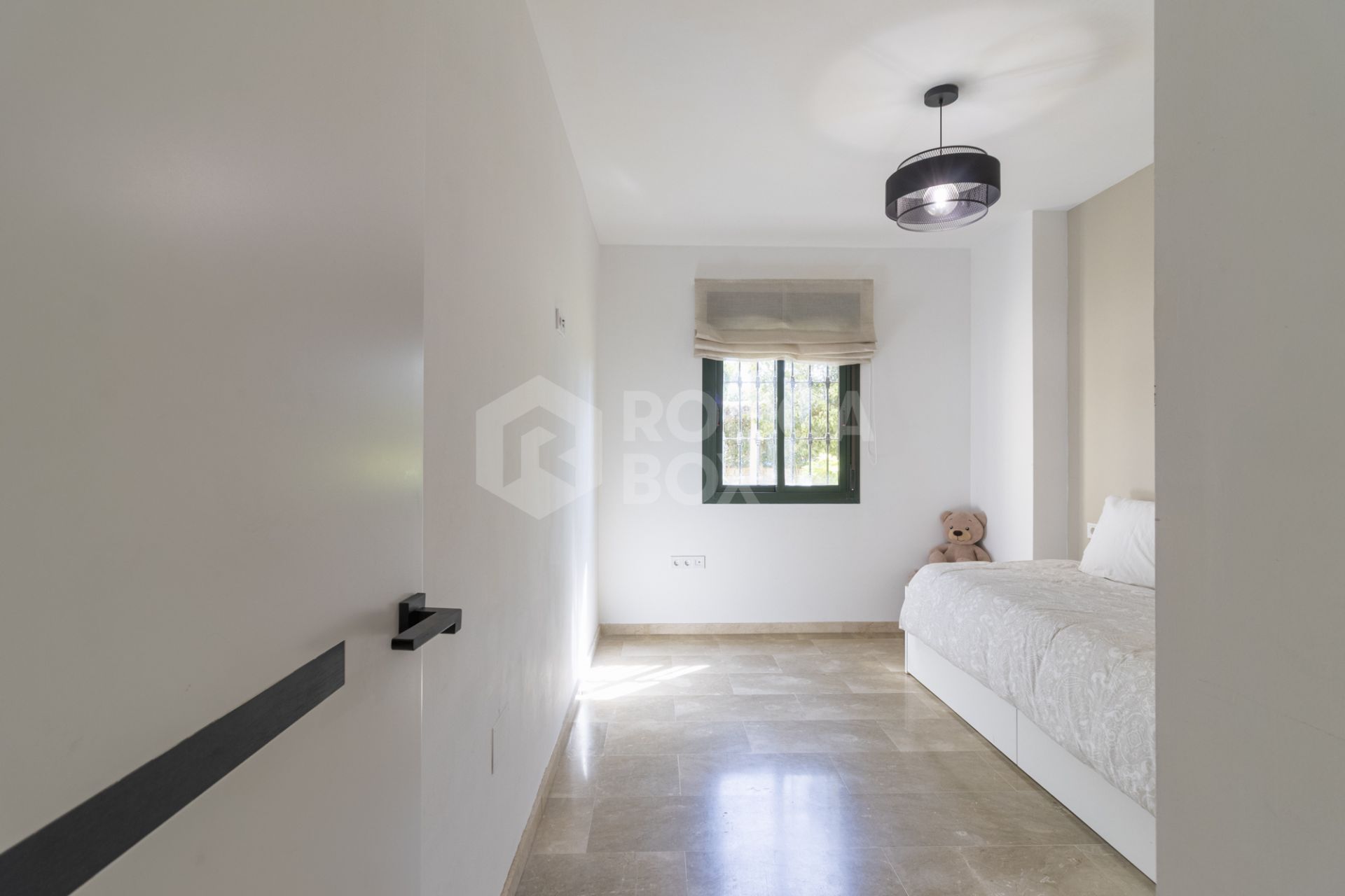 Apartment for sale in Selwo, Estepona East