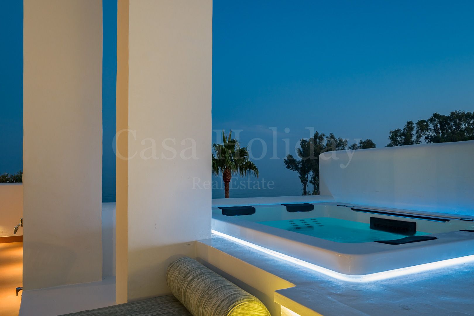 Ático en Bahía del Velerín, Estepona