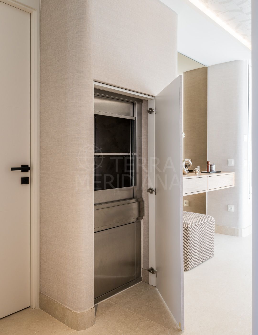 Penthouse in Bahía del Velerín, Estepona