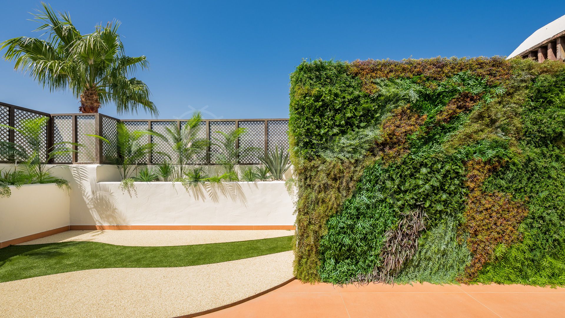 Penthouse in Bahía del Velerín, Estepona