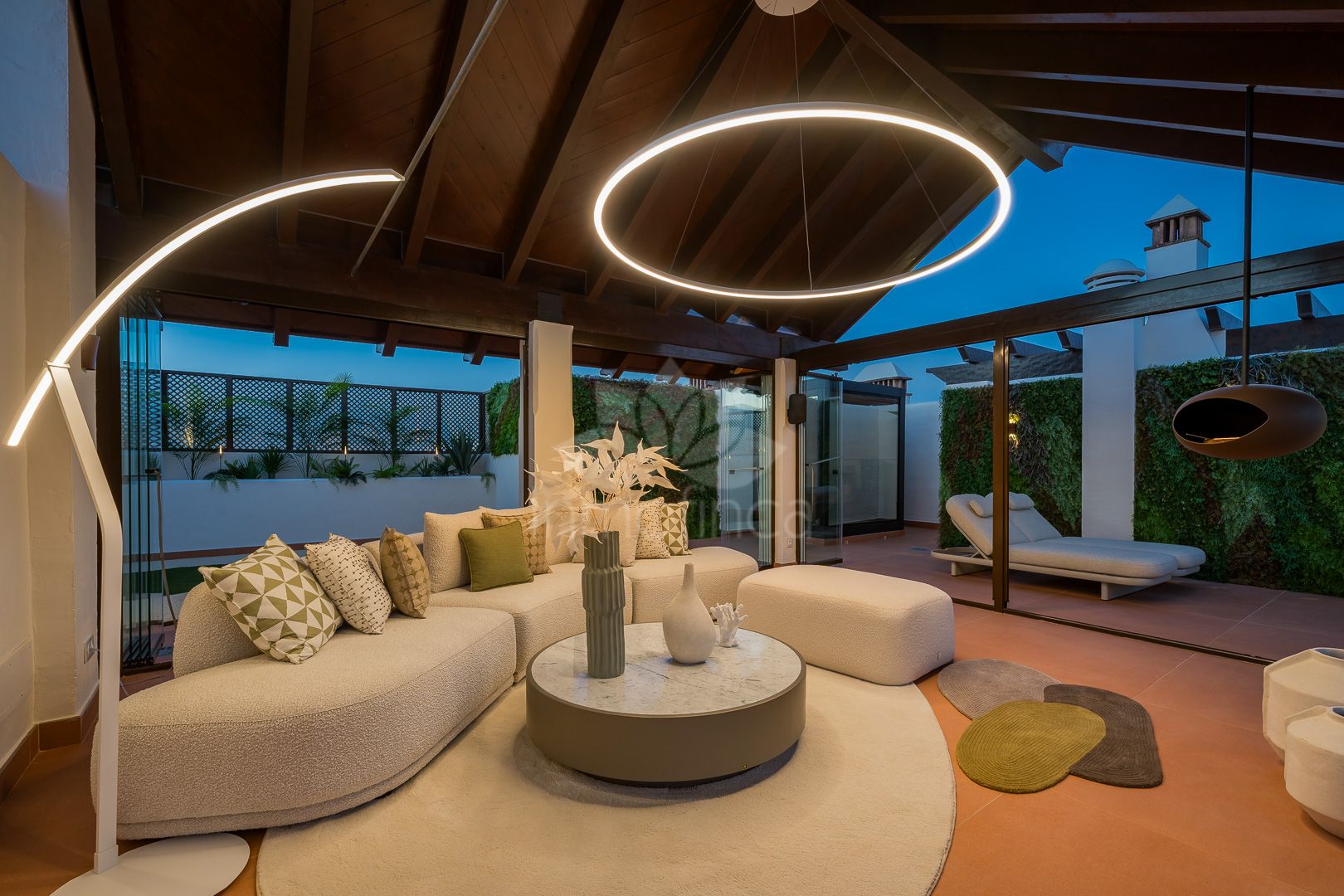 Penthouse in Bahía del Velerín, Estepona