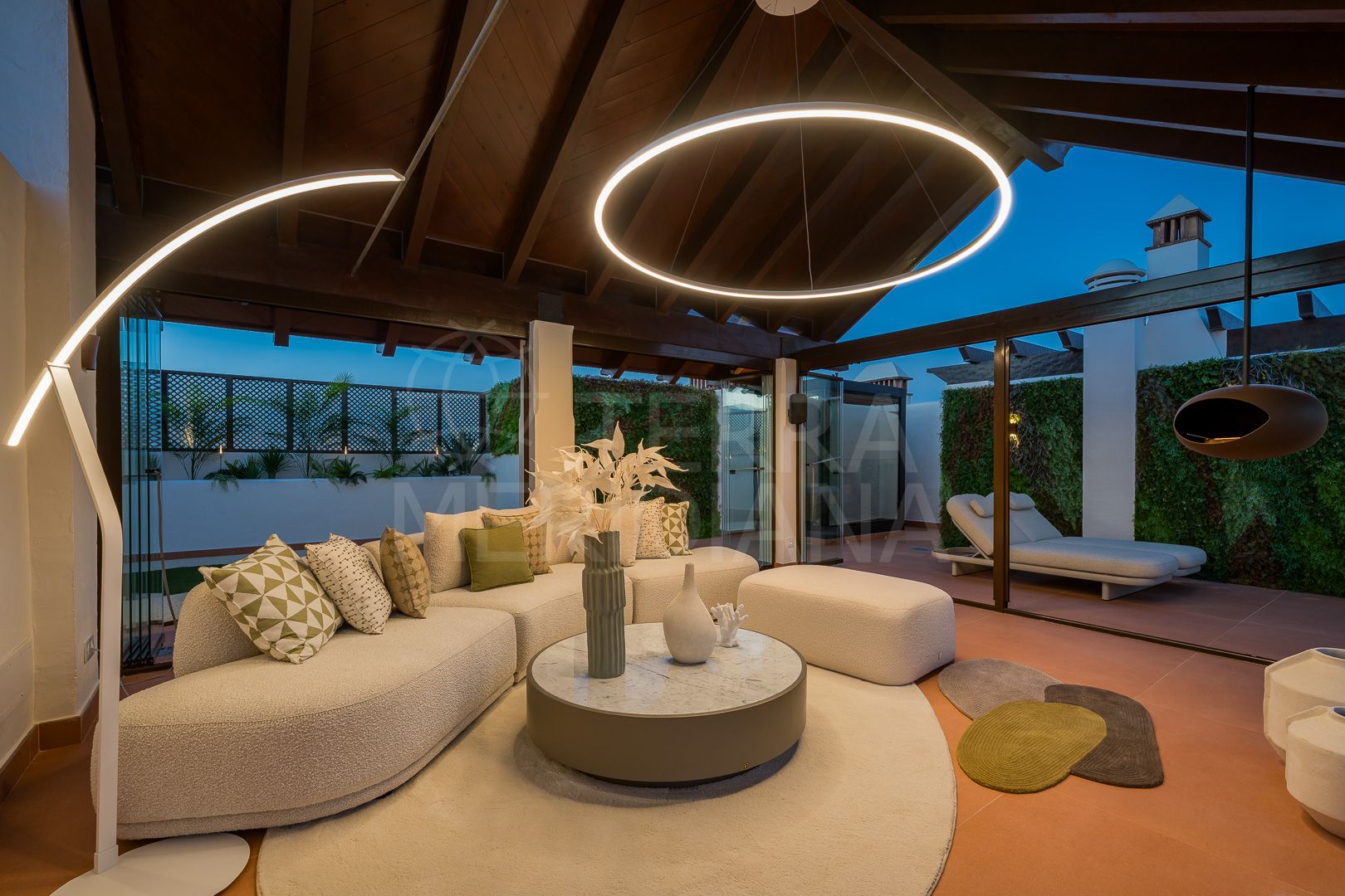 Penthouse in Bahía del Velerín, Estepona