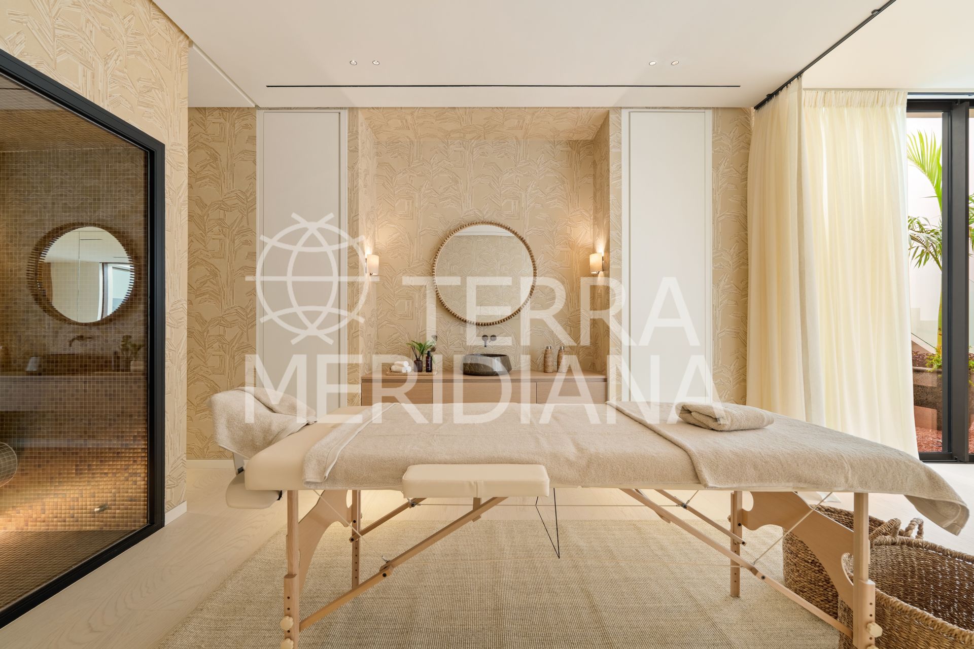 Villa in Las Lomas del Marbella Club, Marbella