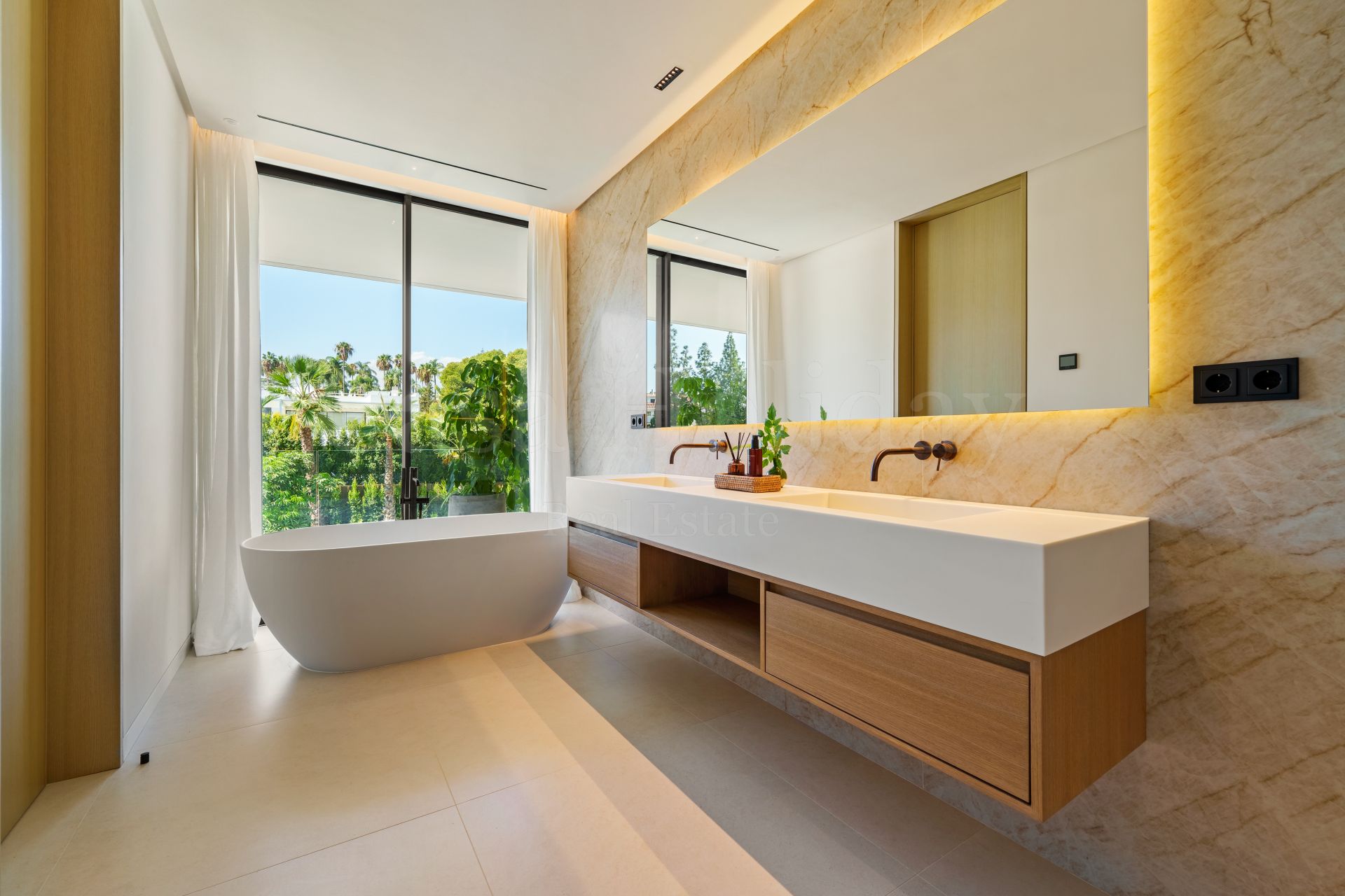 Villa en Las Lomas del Marbella Club, Marbella