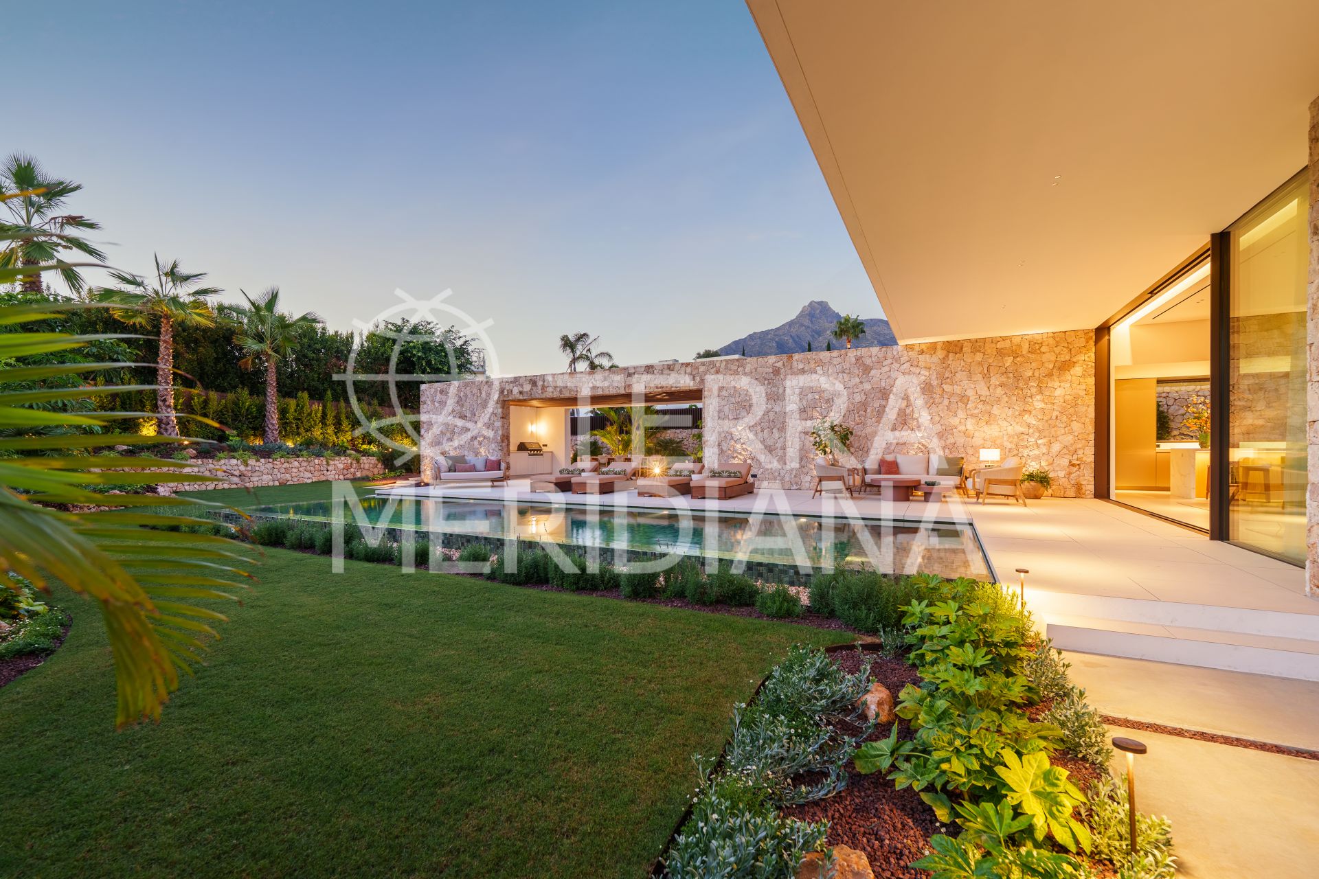 Villa in Las Lomas del Marbella Club, Marbella