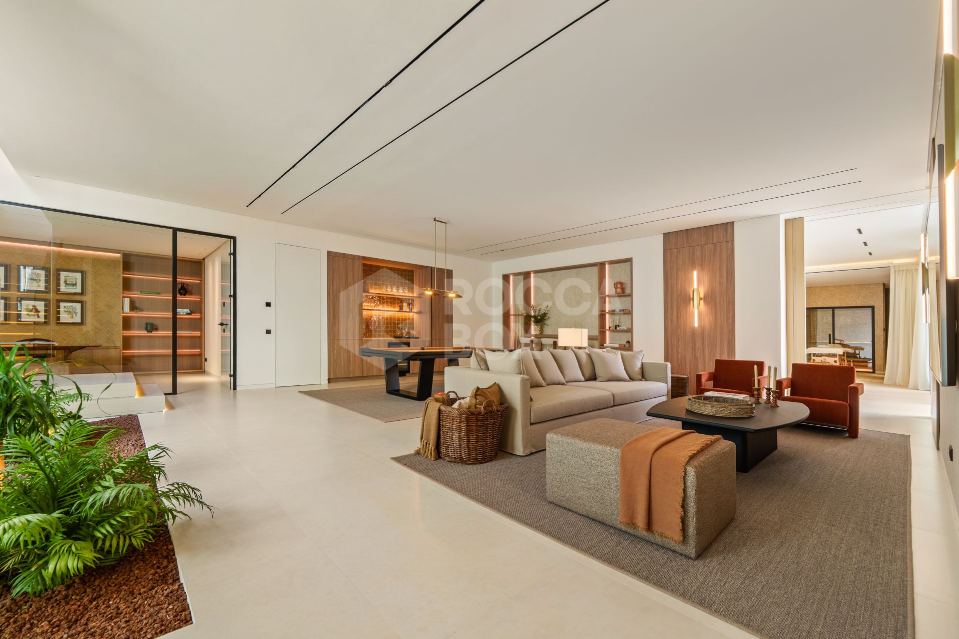 Villa for sale in Las Lomas del Marbella Club, Marbella Golden Mile