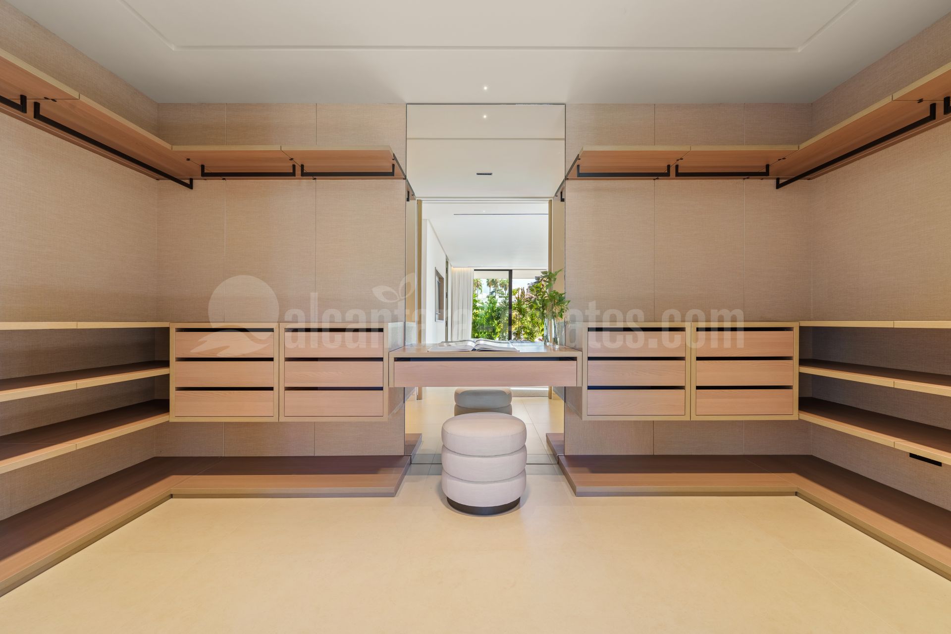 Villa in Las Lomas del Marbella Club, Marbella