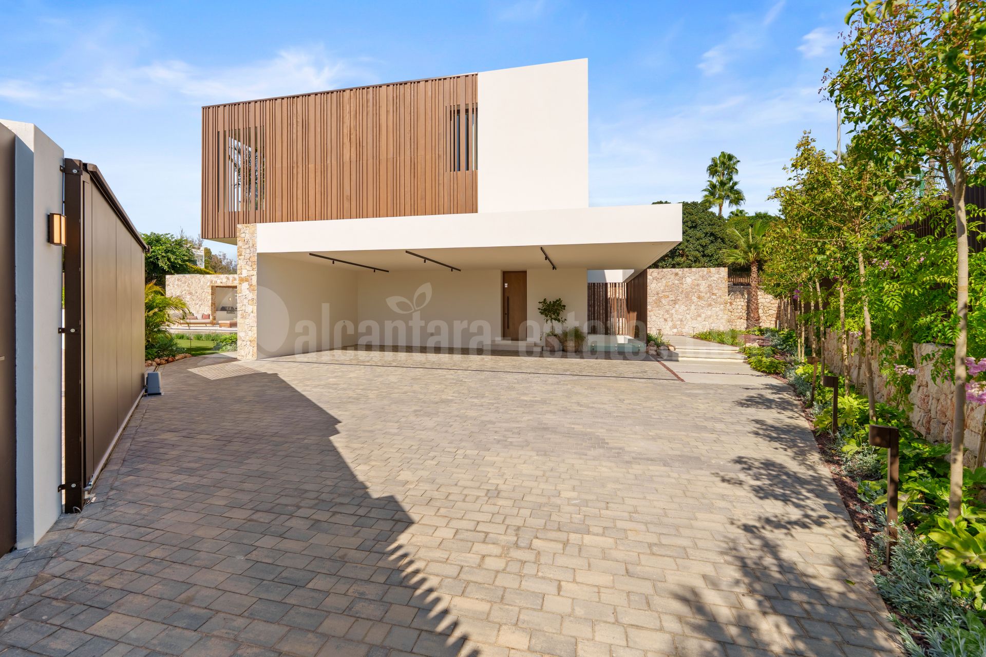 Villa in Las Lomas del Marbella Club, Marbella