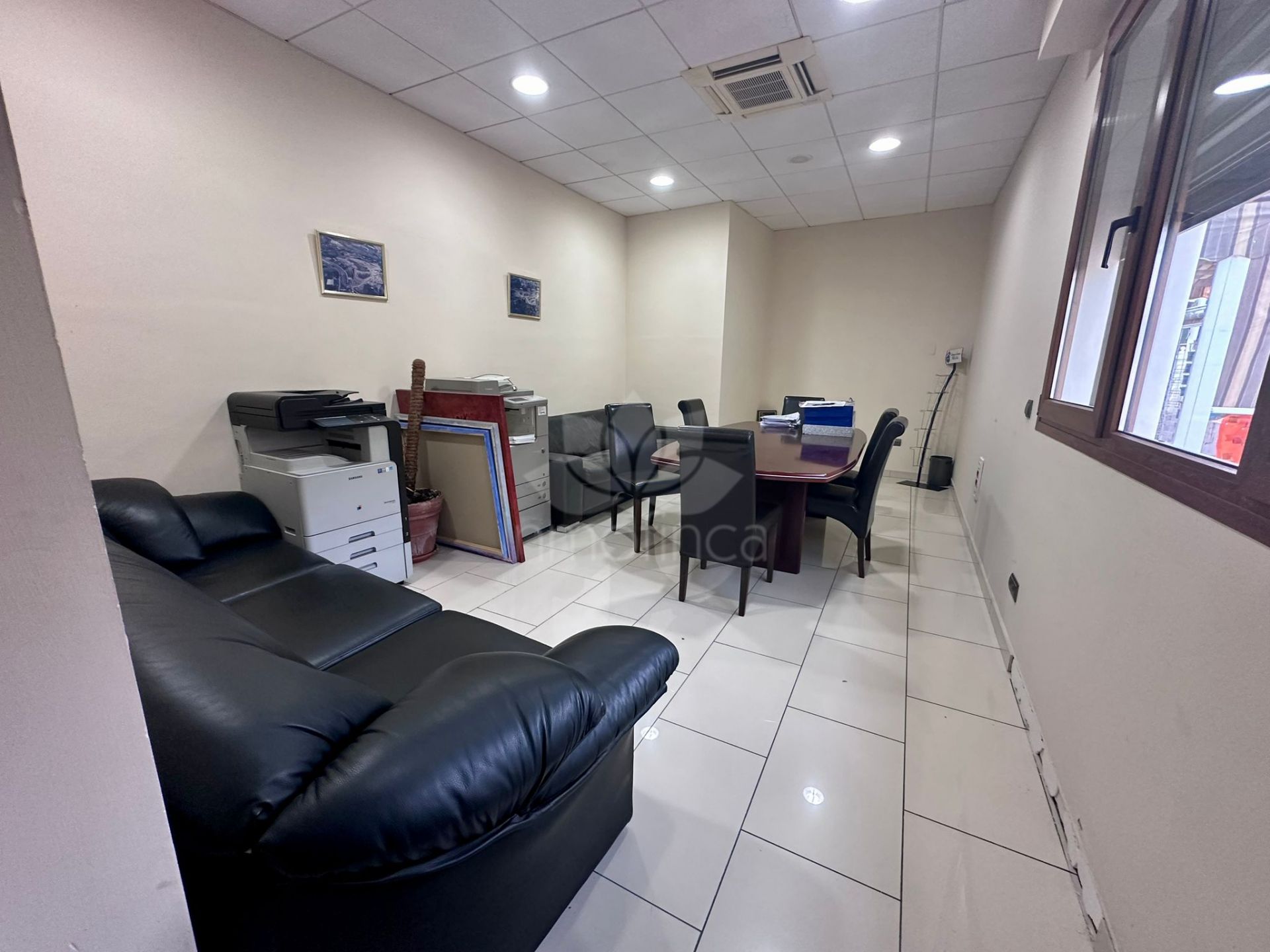 Commercial Premises in Puerto de Cabopino, Marbella