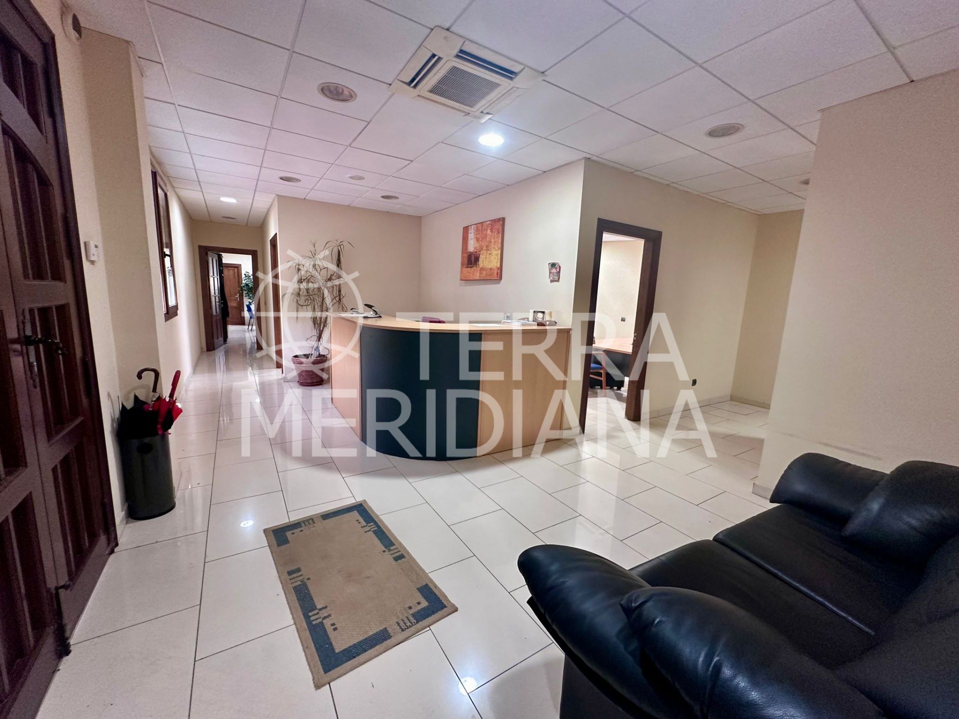 Commercial Premises in Puerto de Cabopino, Marbella