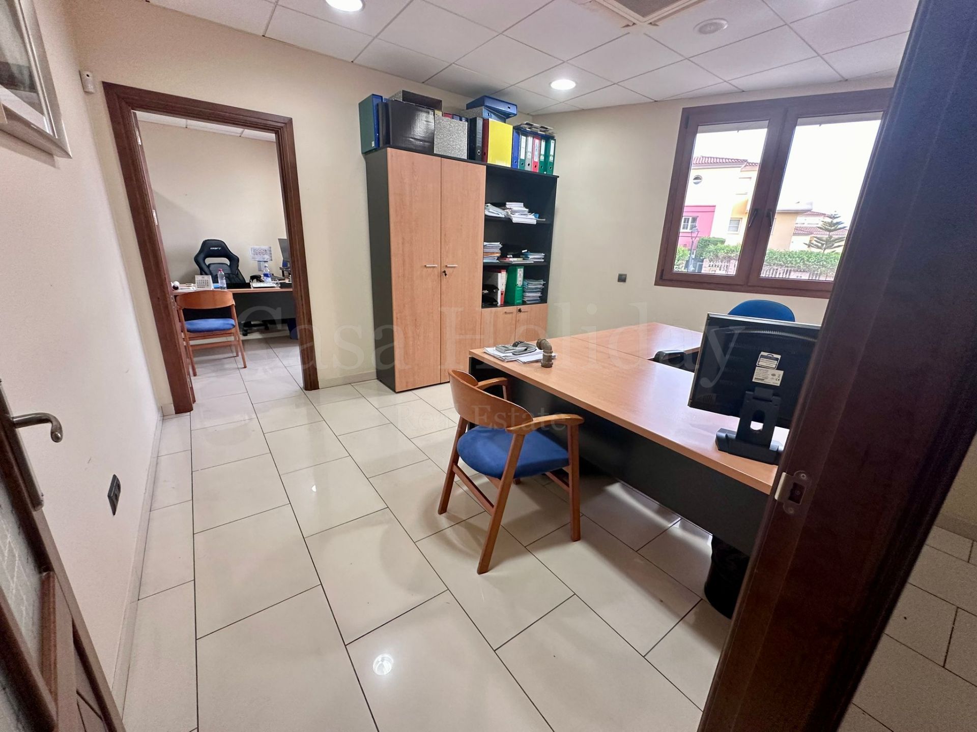 Local Comercial en Puerto de Cabopino, Marbella