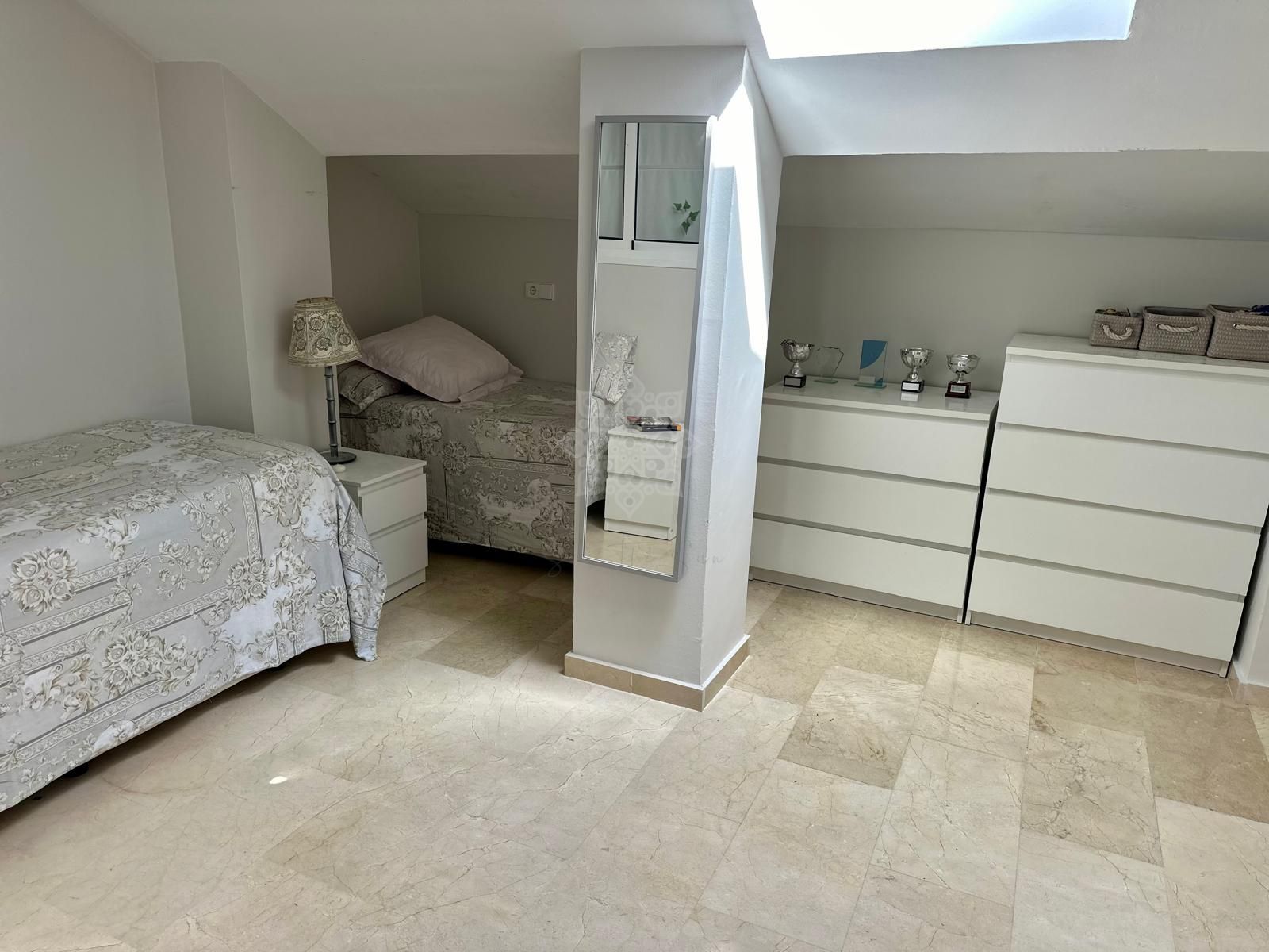 Duplex Penthouse w Nueva Alcantara, San Pedro de Alcantara