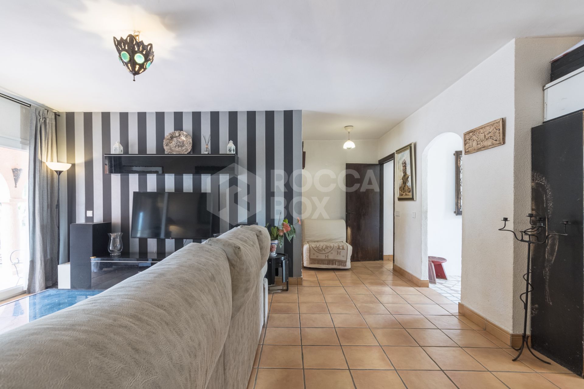 Exclusive Villa for Sale in East Marbella – Urbanization Costa Bella, Second Line to the Beach