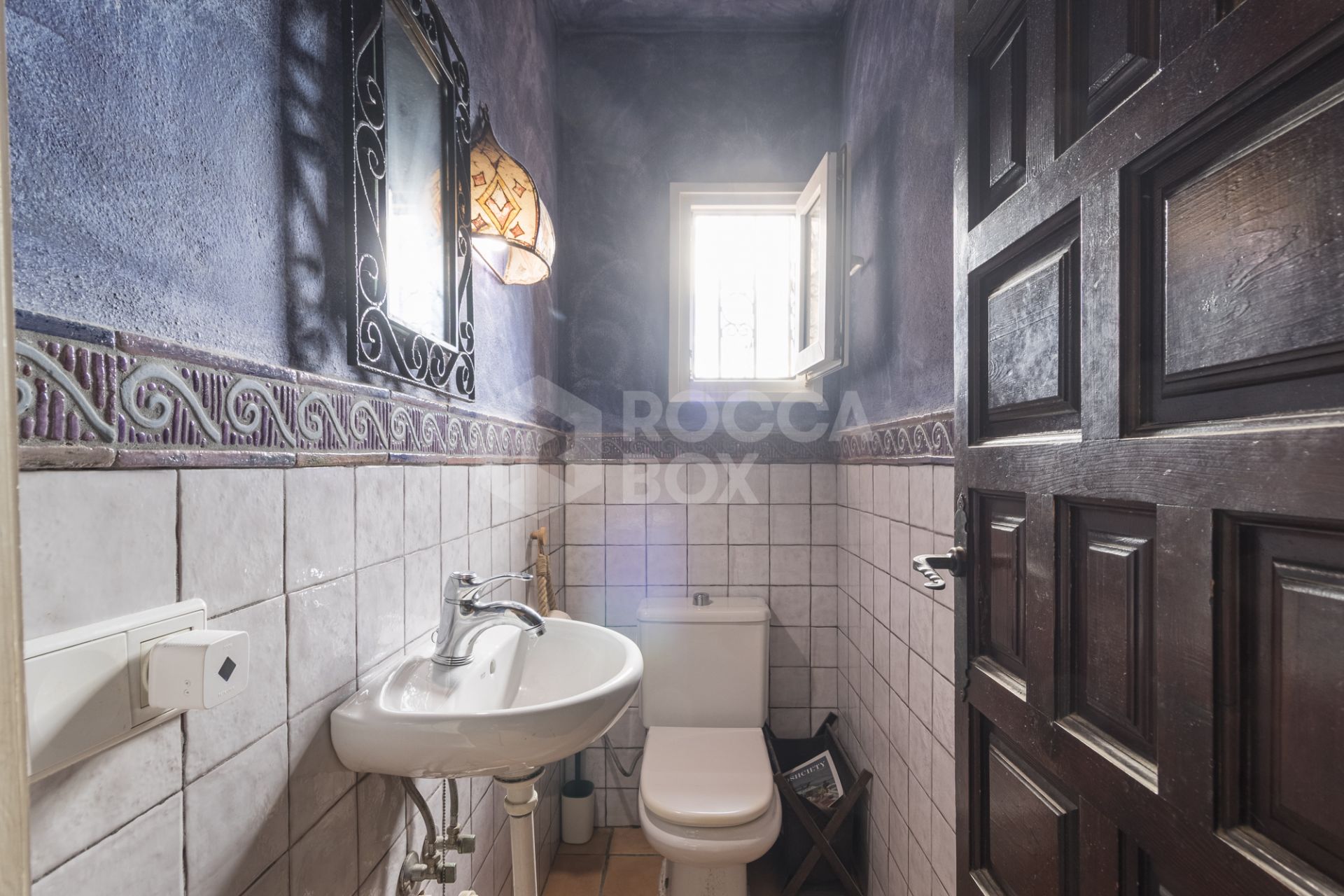 Exclusive Villa for Sale in East Marbella – Urbanization Costa Bella, Second Line to the Beach