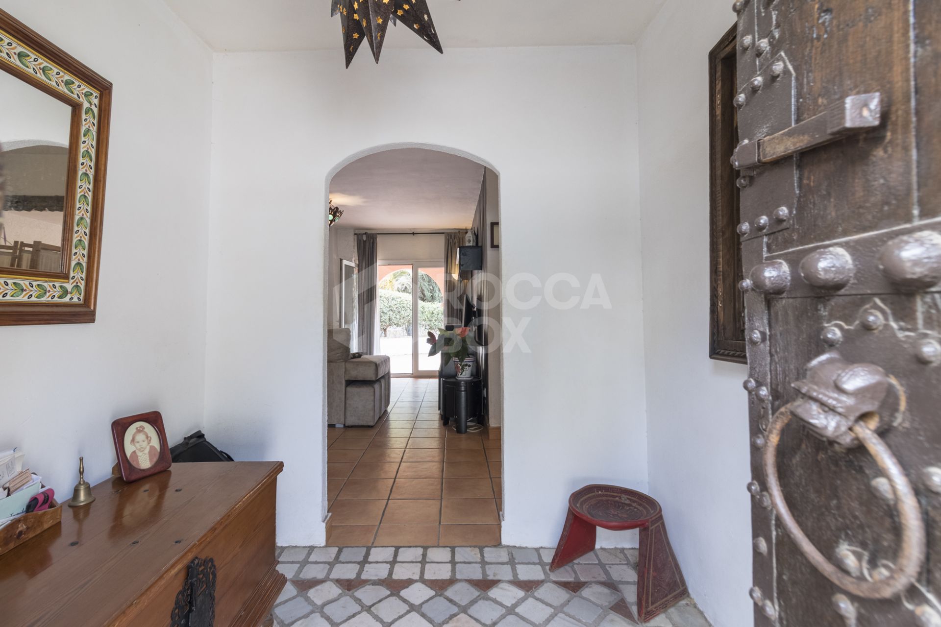 Exclusive Villa for Sale in East Marbella – Urbanization Costa Bella, Second Line to the Beach